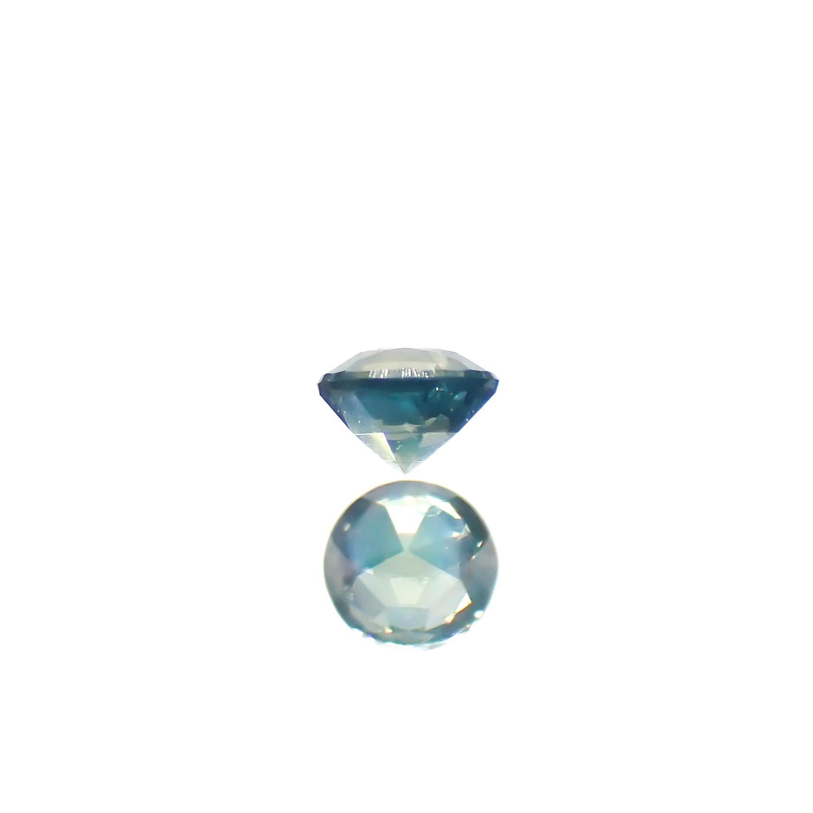 シルキーアレキサンドライト ブラジル産/EmeraldMains社製 0.045ct[240527616]2x2mm前後