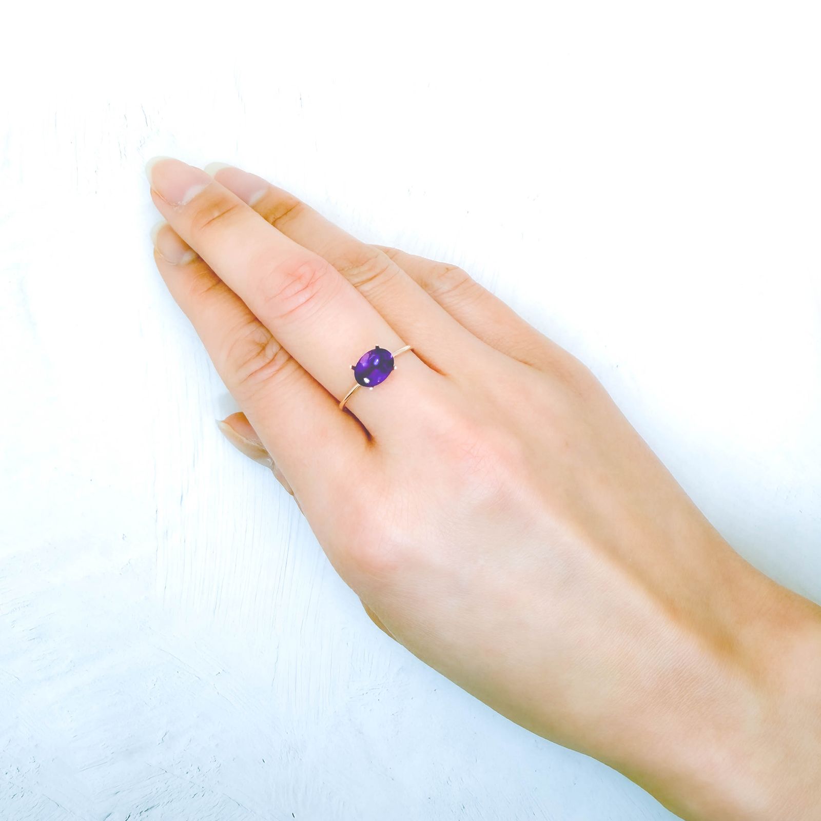 カラーシフトアメジスト ブラジル/ウルグアイ産 1.10ct / 8.1x6mm前後 [260131639]