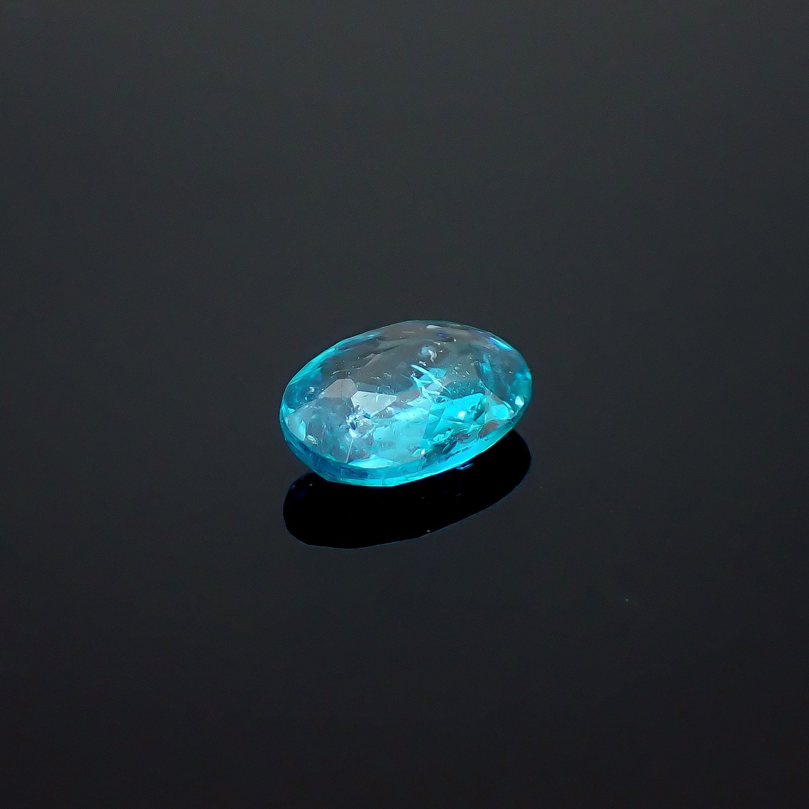パライバトルマリン(宝石名トルマリン/別名パライバ・トルマリン)エチオピア産 GIA鑑付 0.41ct / 6.16x4.2mm前後 [260933196]