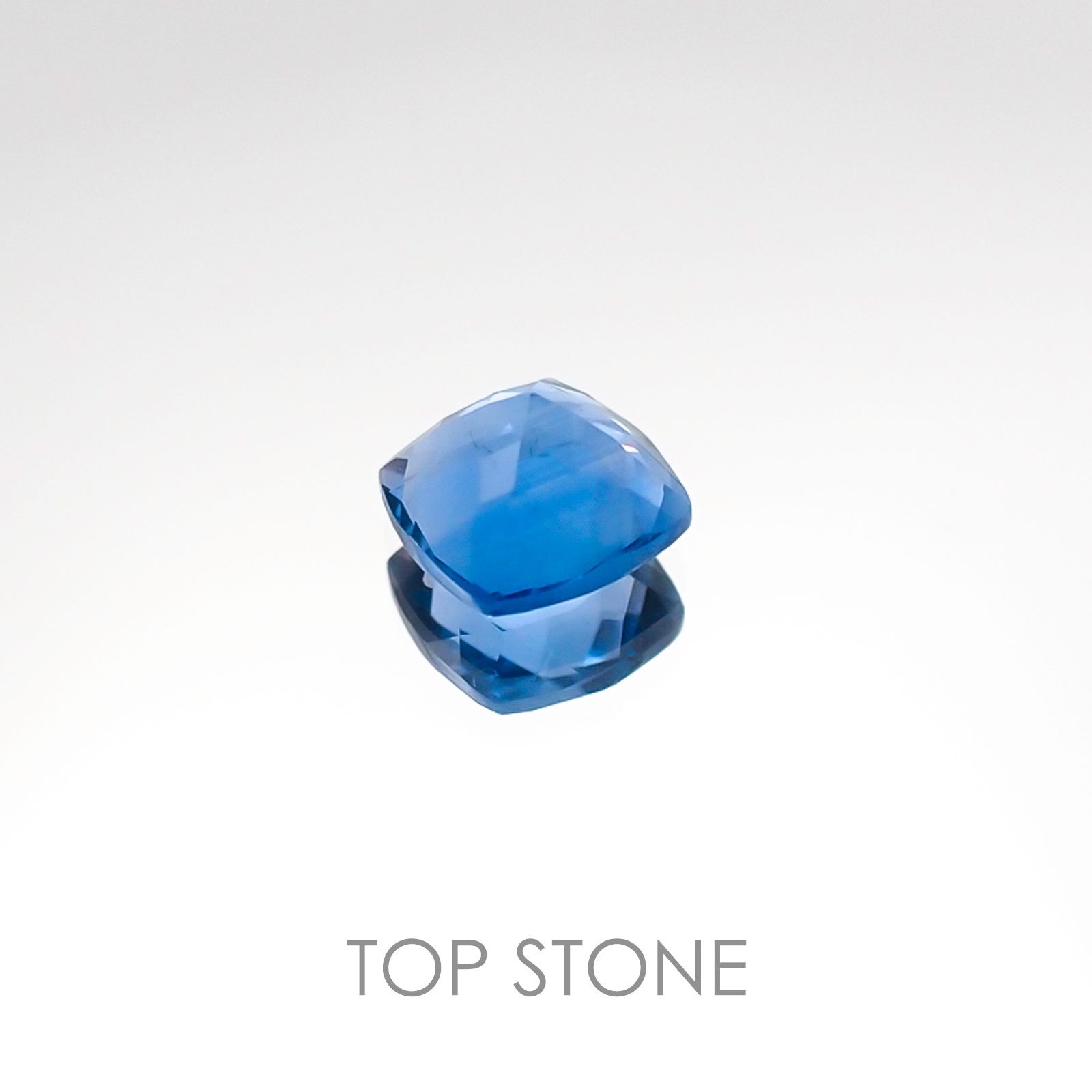 カラーチェンジフローライト ブラジル産 ルース 1.14ct[20106478]6.1×6.1mm前後