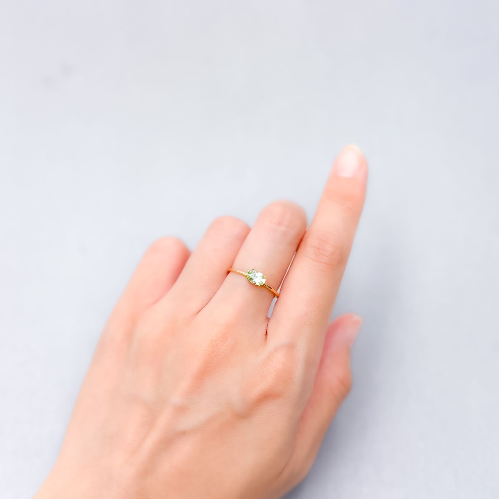 ミントペリドット パキスタン/ノルウェー産 0.46ct [250730637]6.2x4.1mm前後