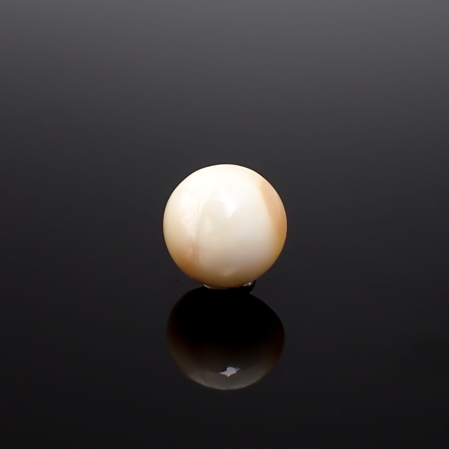 オパールキャッツアイ ブラジル・バイーア州産 2.76ct / 9.2x9.2mm前後 [260933097]