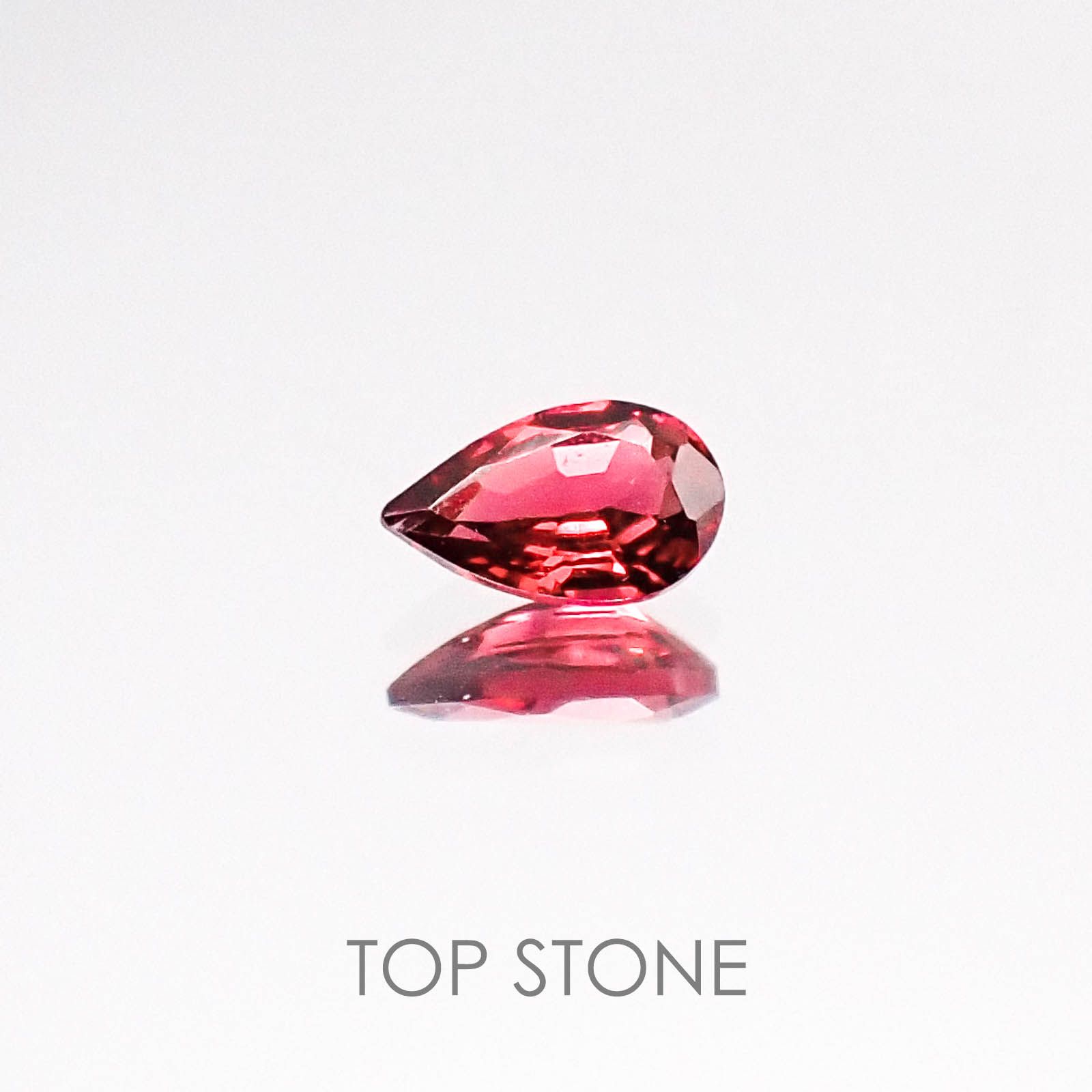 レッドスピネル タンザニア産 ルース 0.22ct[20073925]5×3.1mm前後