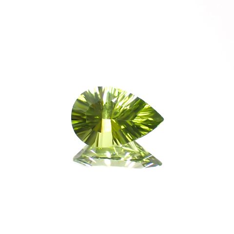 ◇コンケーブカット◇ペリドット 中国産 1.11ct[230622288]9x6mm前後