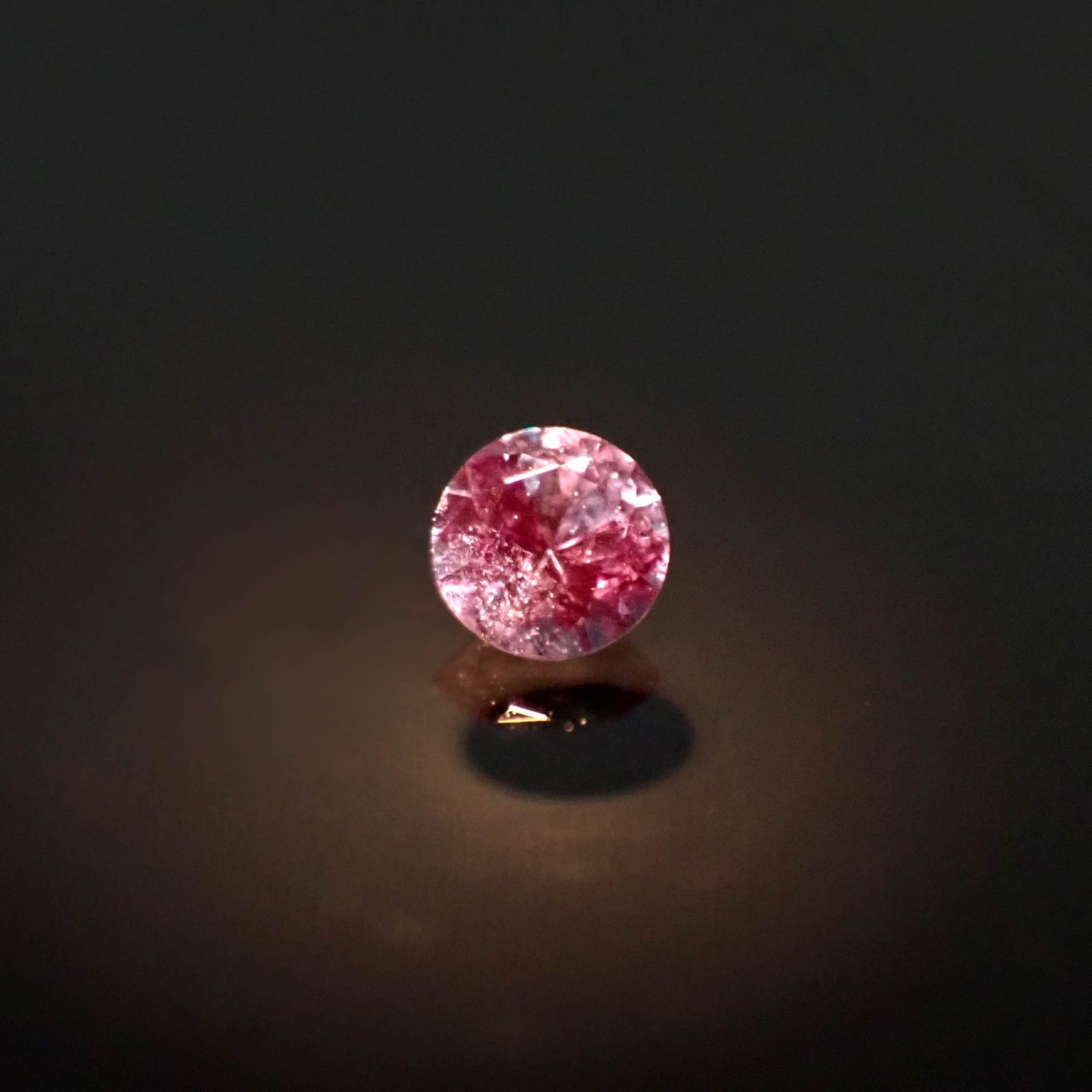 アレキサンドライト ロシア産 0.084ct [250530354]2.6x2.6mm前後