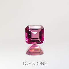 レッドベリル アメリカ・ユタ州産 ルース 0.098ct[210712051]2.8×2.8mm前後