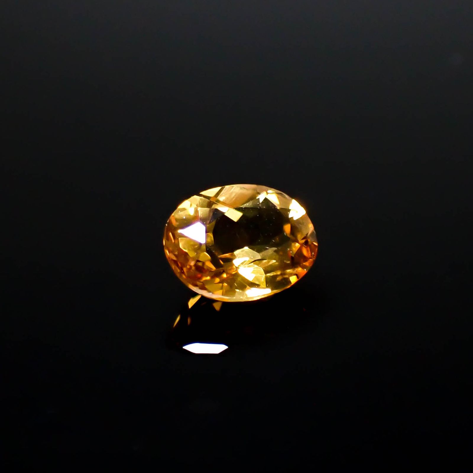 ゴールデンベリル(宝石名ゴールデン・ベリル)ブラジル産 1.13ct 識別済[250330162]8x6.1mm前後