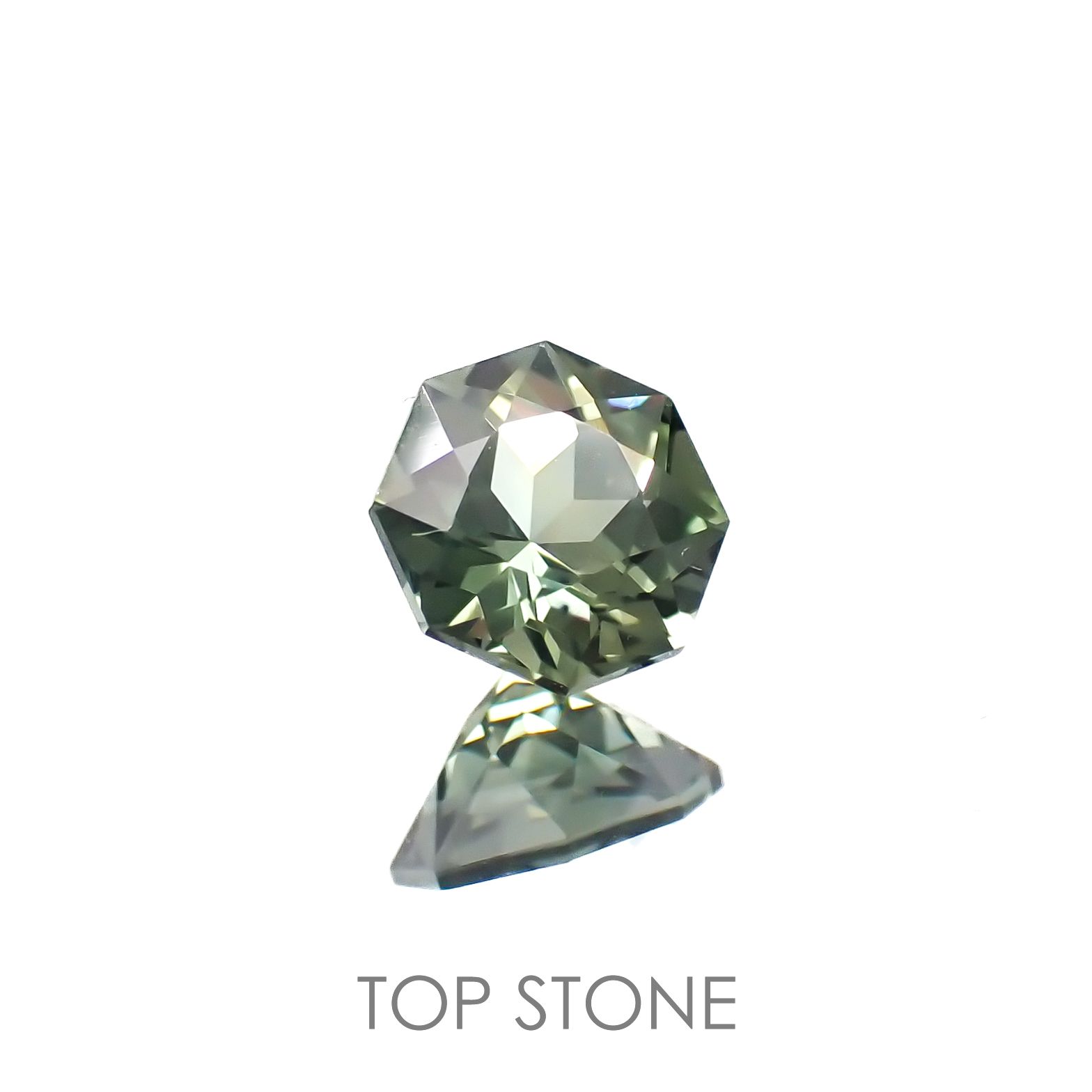 ◇オクタゴンカット◇バイカラーサファイア オーストラリア産 0.61ct[220817497]4.9x4.8mm前後