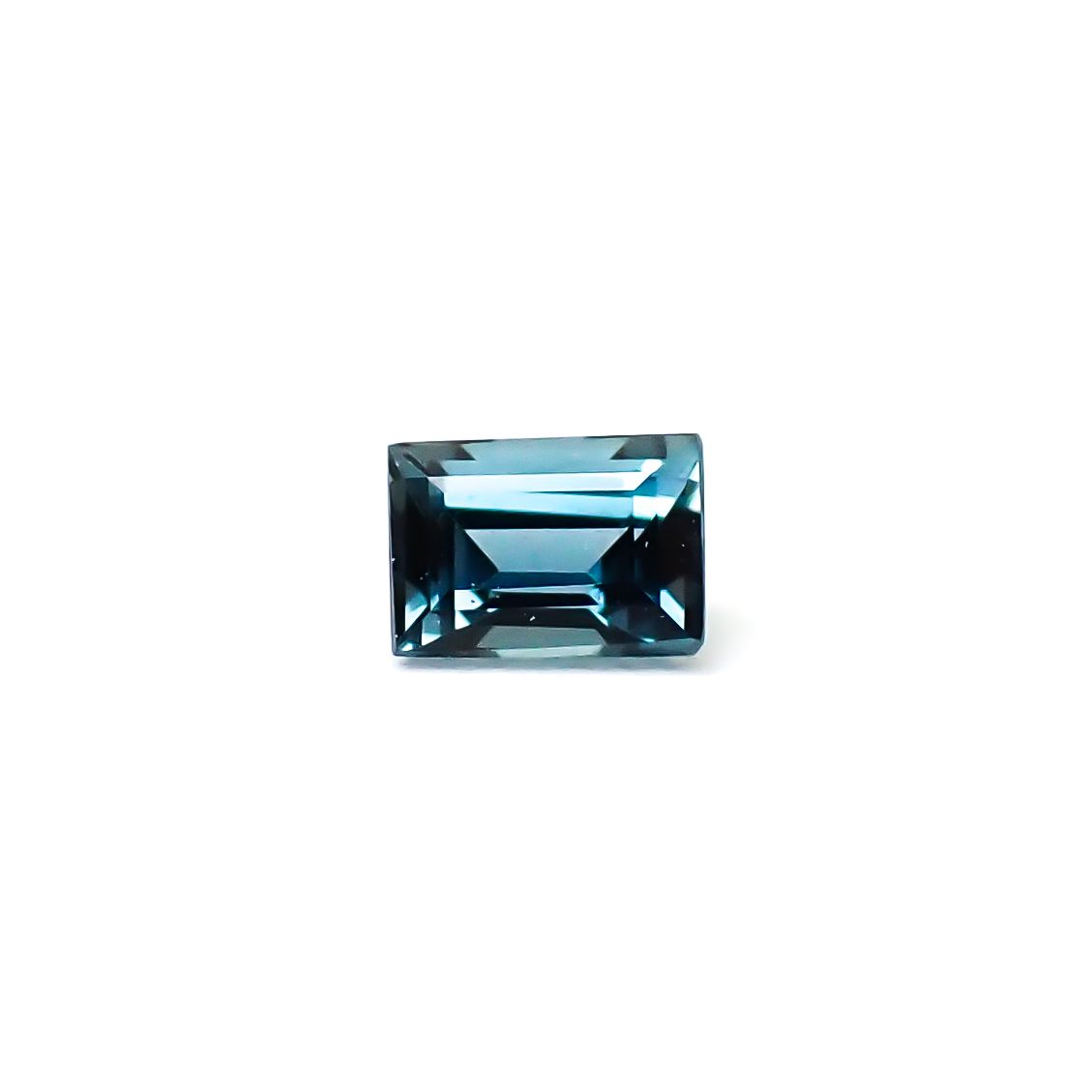 サファリン スリランカ産 0.094ct / 3x2.1mm前後 [260432063]