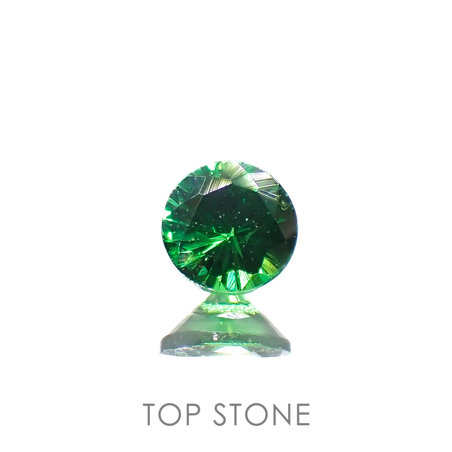 ツァボライト(宝石名ガーネット)タンザニア産 0.12ct 識別済[230120288]3x3mm前後