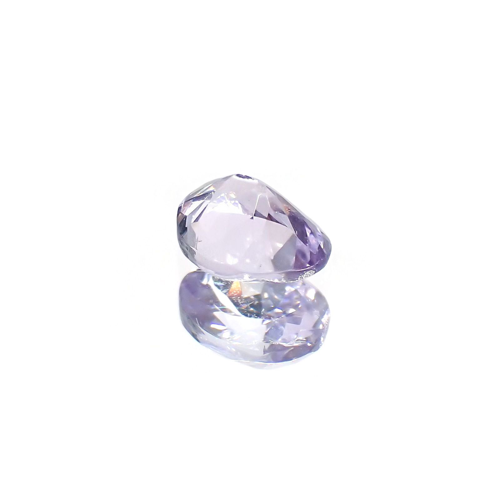 ラベンダーゾイサイト(宝石名ゾイサイト)タンザニア産 識別済 0.38ct / 5x4mm前後 [220115059]