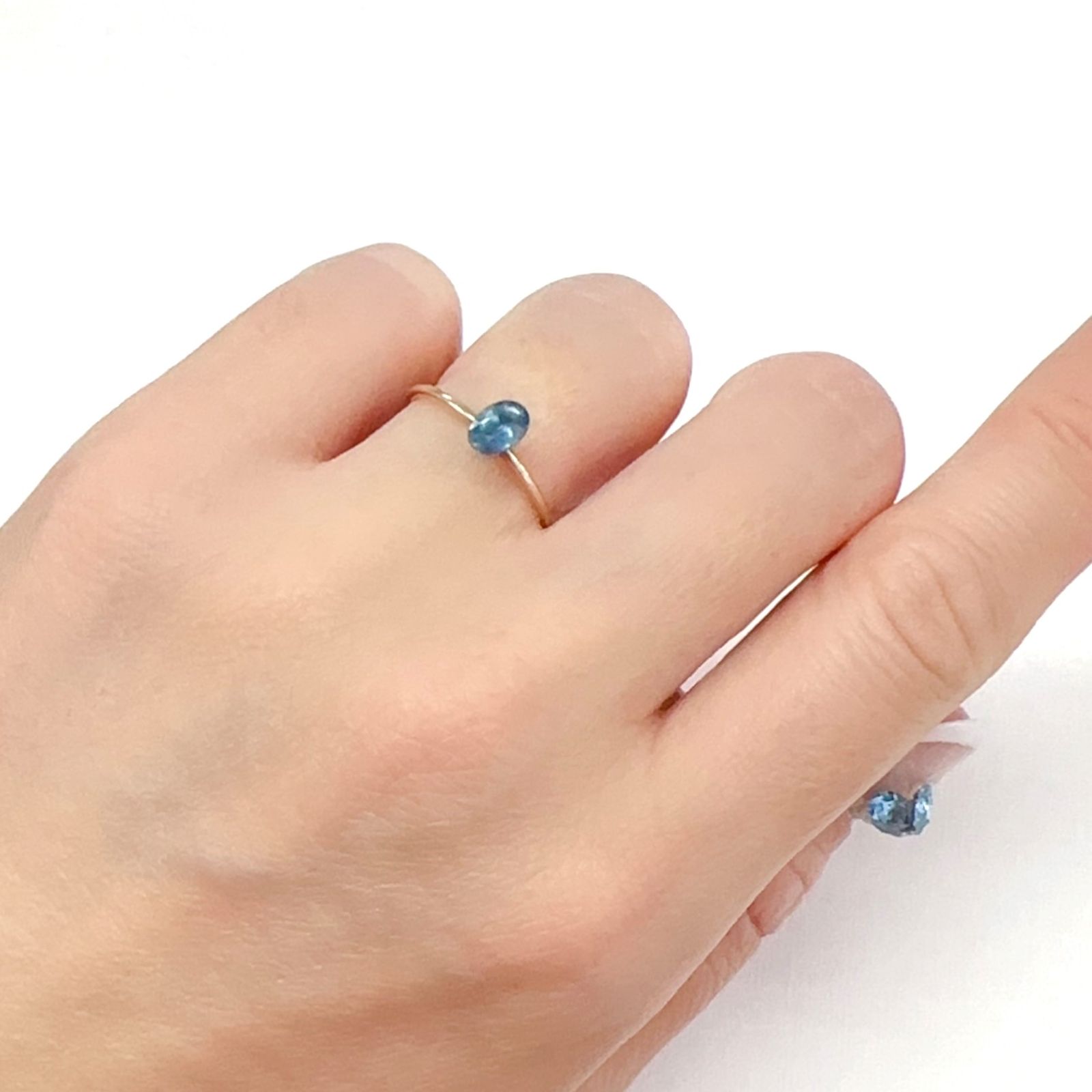 オーシャンブルーカイヤナイト(宝石名カイヤナイト)インド・オリッサ産 0.57ct 識別済[240326697]6x4.1mm前後