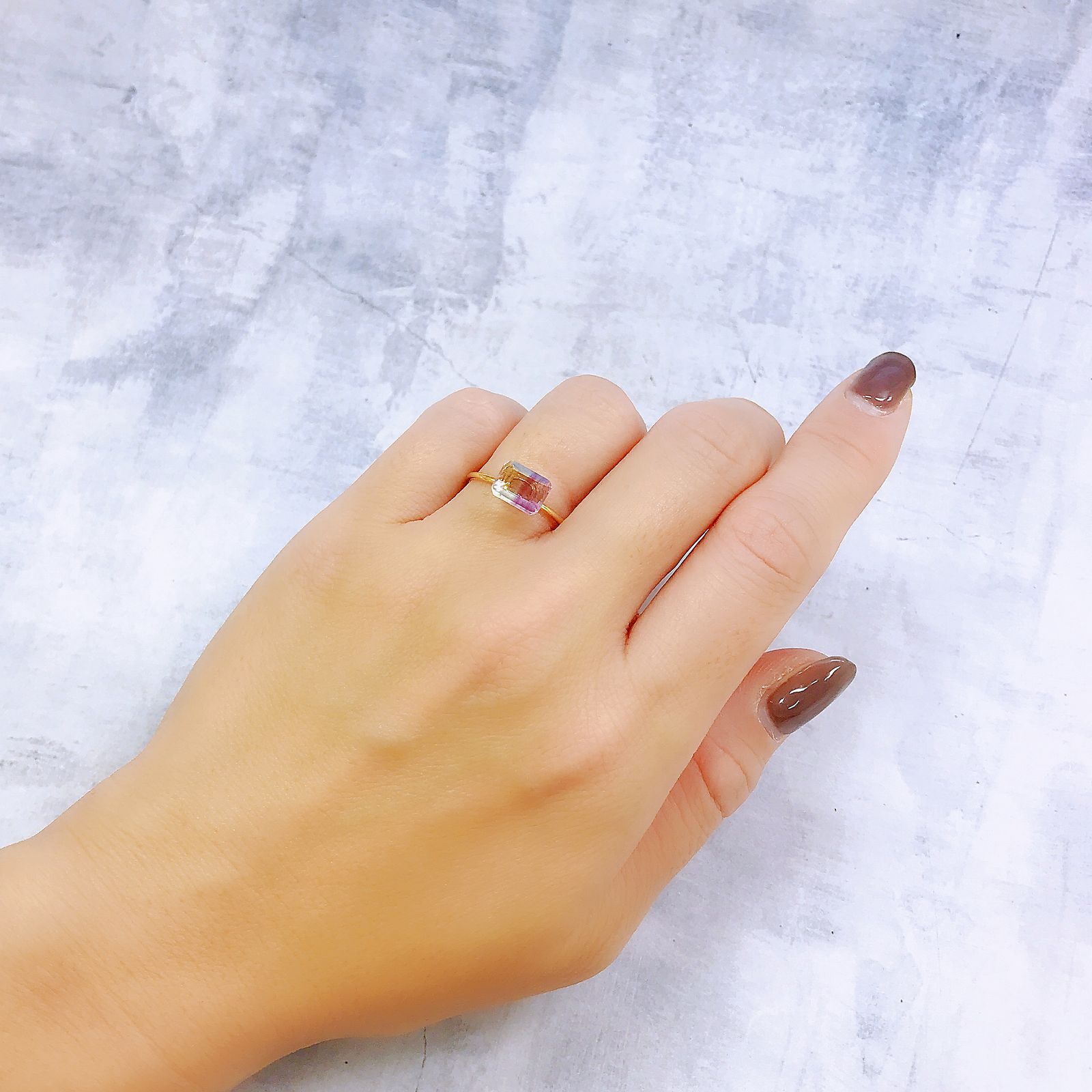 バイカラーフローライト 中国産 2.05ct[220917995]8x6mm前後