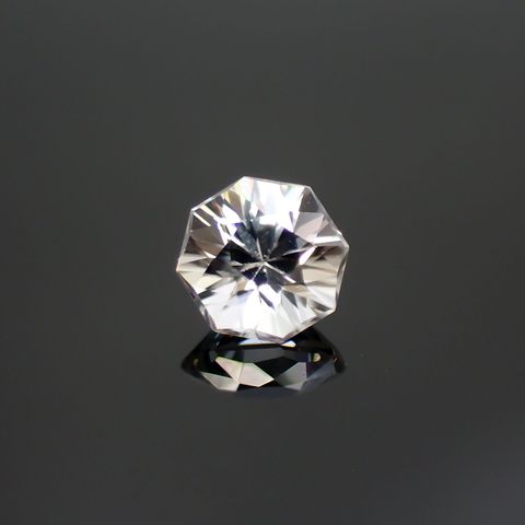 ◇オクタゴンカット◇カラーレスジルコン(宝石名ホワイト・ジルコン)スリランカ/カンボジア産 0.79ct 識別済[240214284]4.8x4.8mm前後