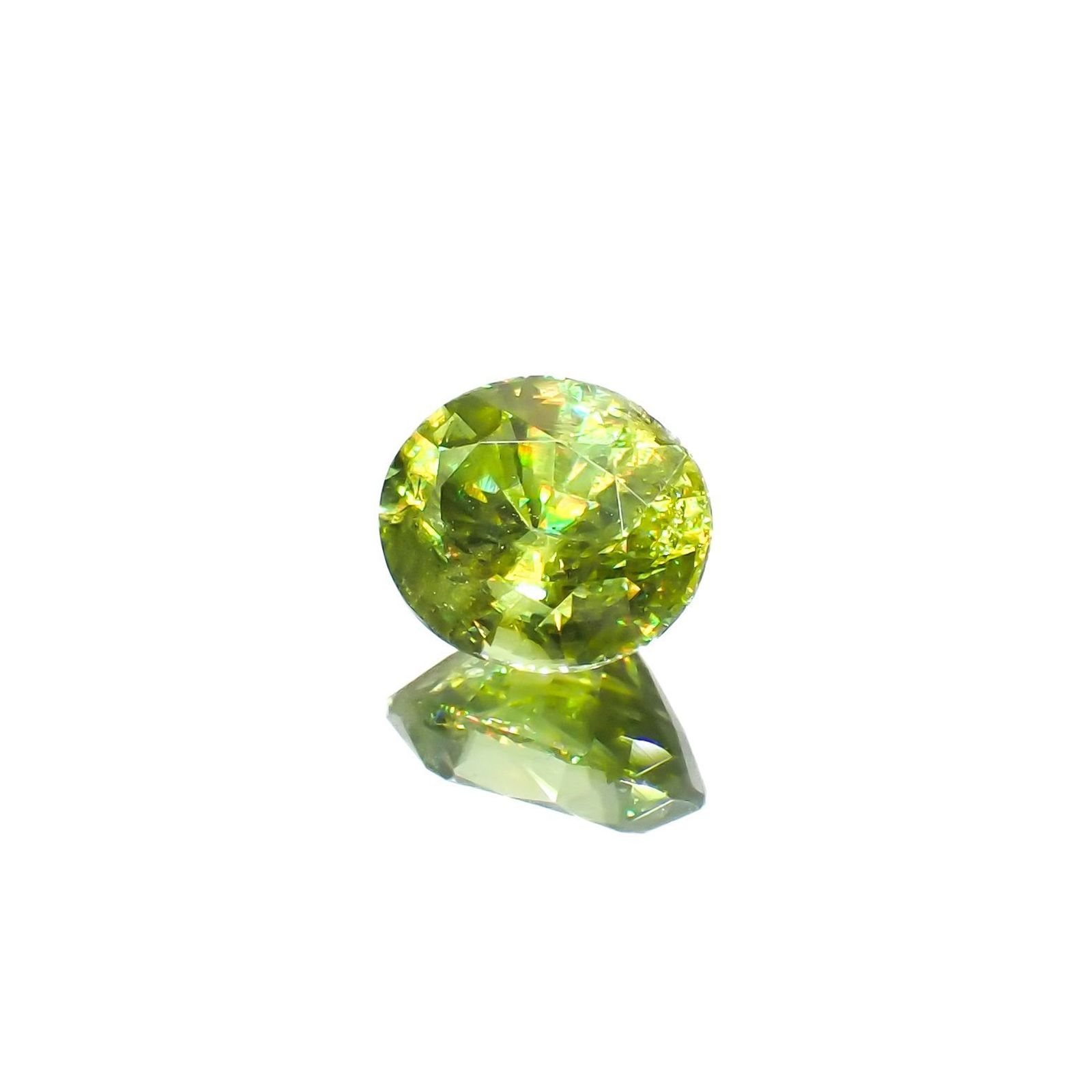 スフェーン(宝石名スフェーン)マダガスカル産 識別済 0.98ct / 6.5x5.4mm前後 [260120094]