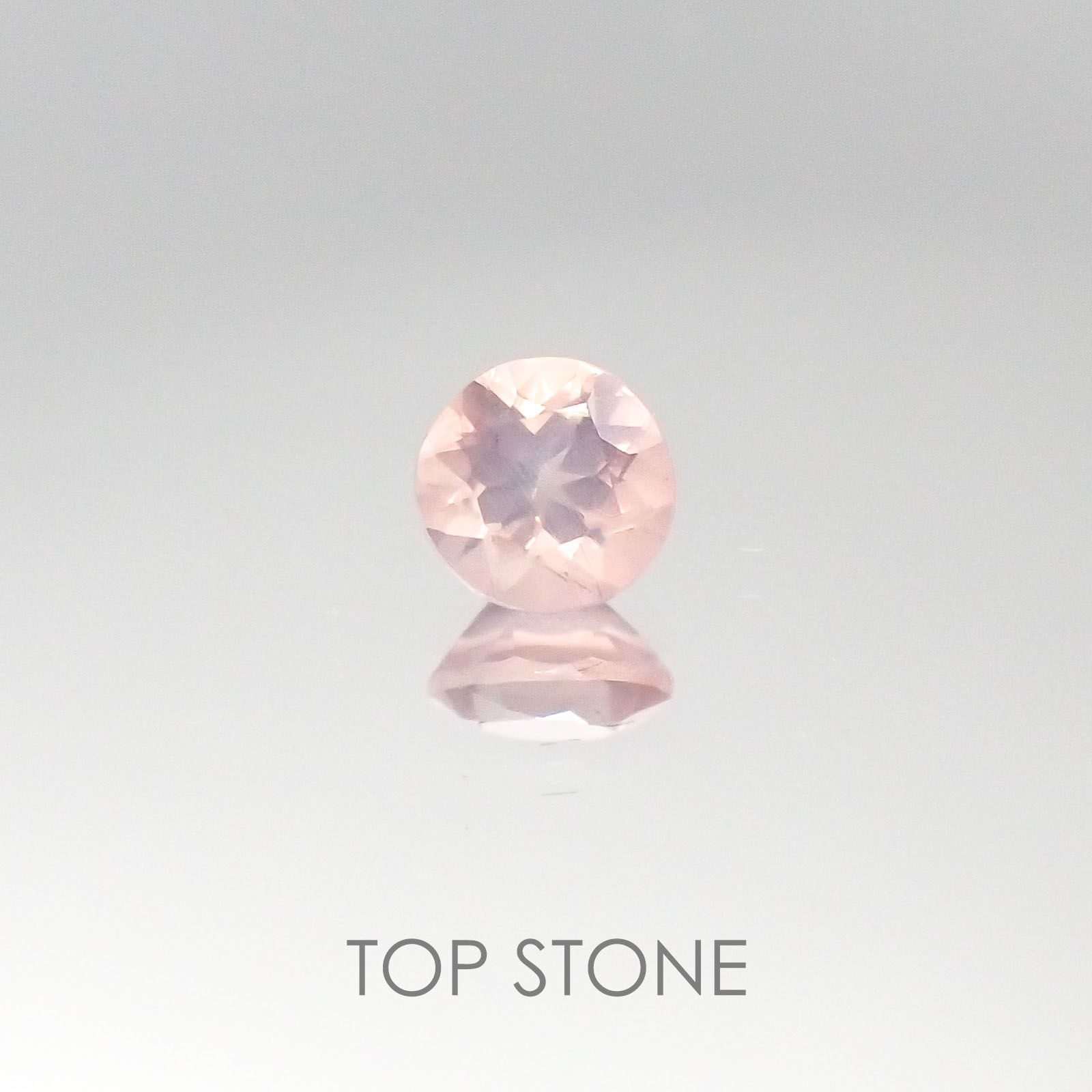 ディープローズクォーツ モザンビーク産 ルース 0.34ct[20095379]4.5×4.4mm前後