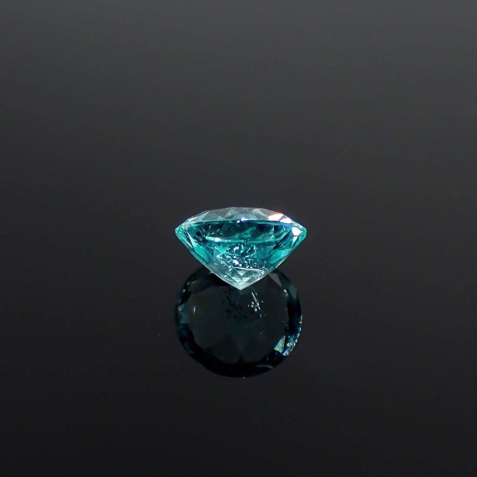 パライバトルマリン ブラジル産 0.35ct [250931076]4.7x4.7mm前後