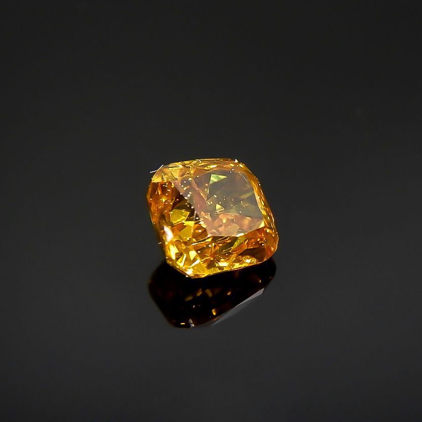 イエローダイヤモンド SI-2 / FANCY DEEP ORANGE YELLOW(宝石名ダイアモンド) 0.192ct ソ付(CGL)[220115154]3.21x3.05mm前後