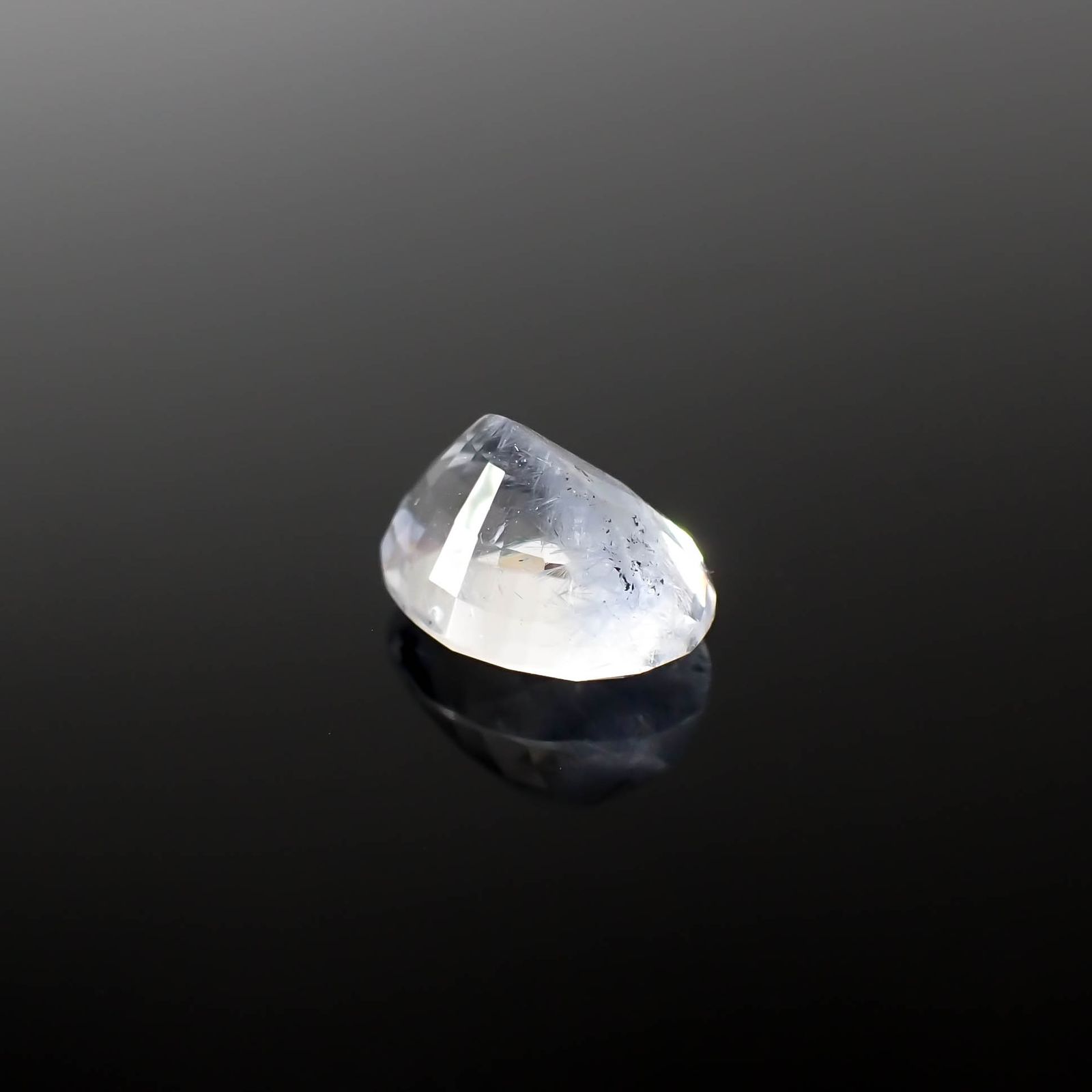 デュモルチェライトインクォーツ ブラジル産 2.14ct[240125657]9.2x7.1mm前後