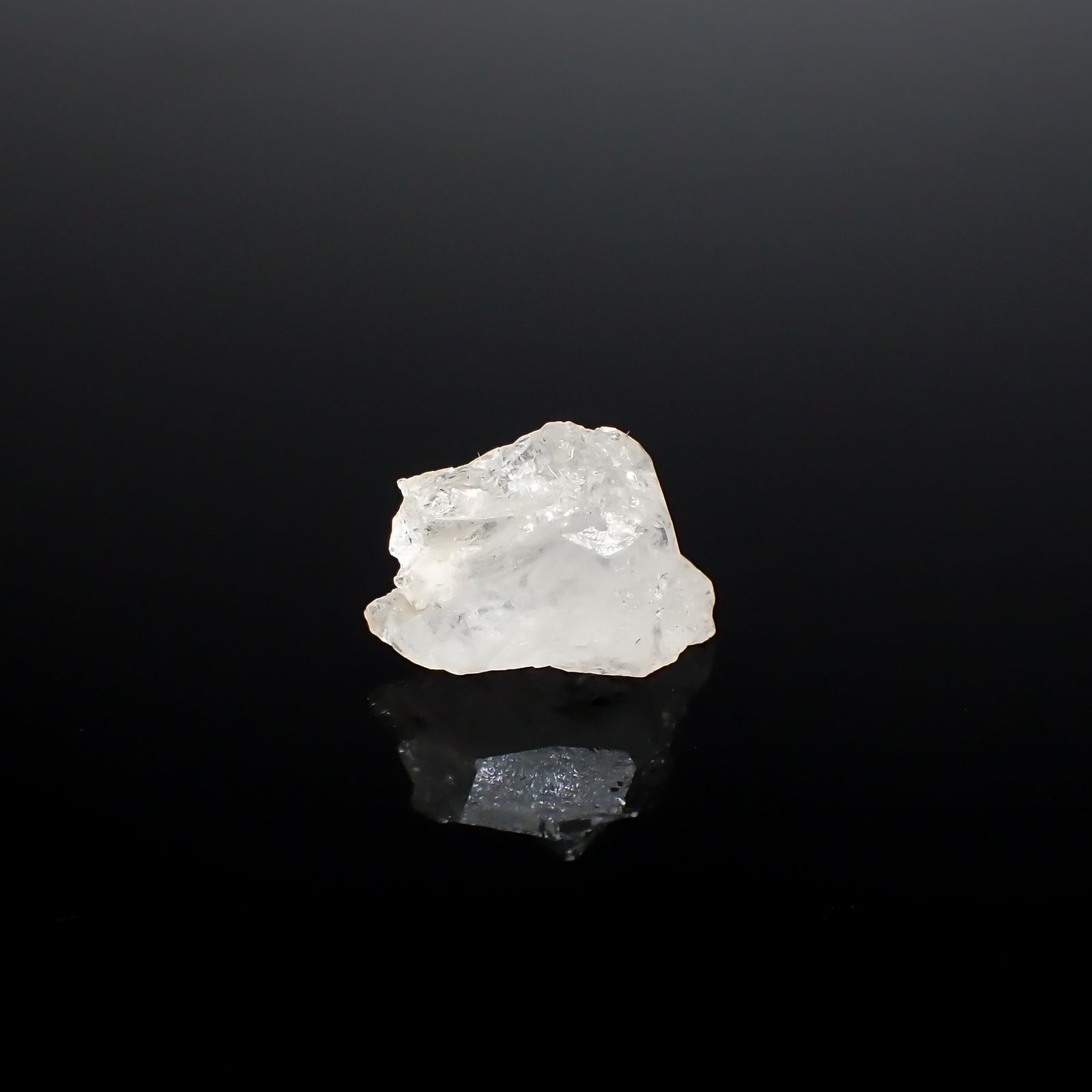 フェナカイト 原石 ウクライナ産 5.45ct[231225113]13.6x9.7mm前後