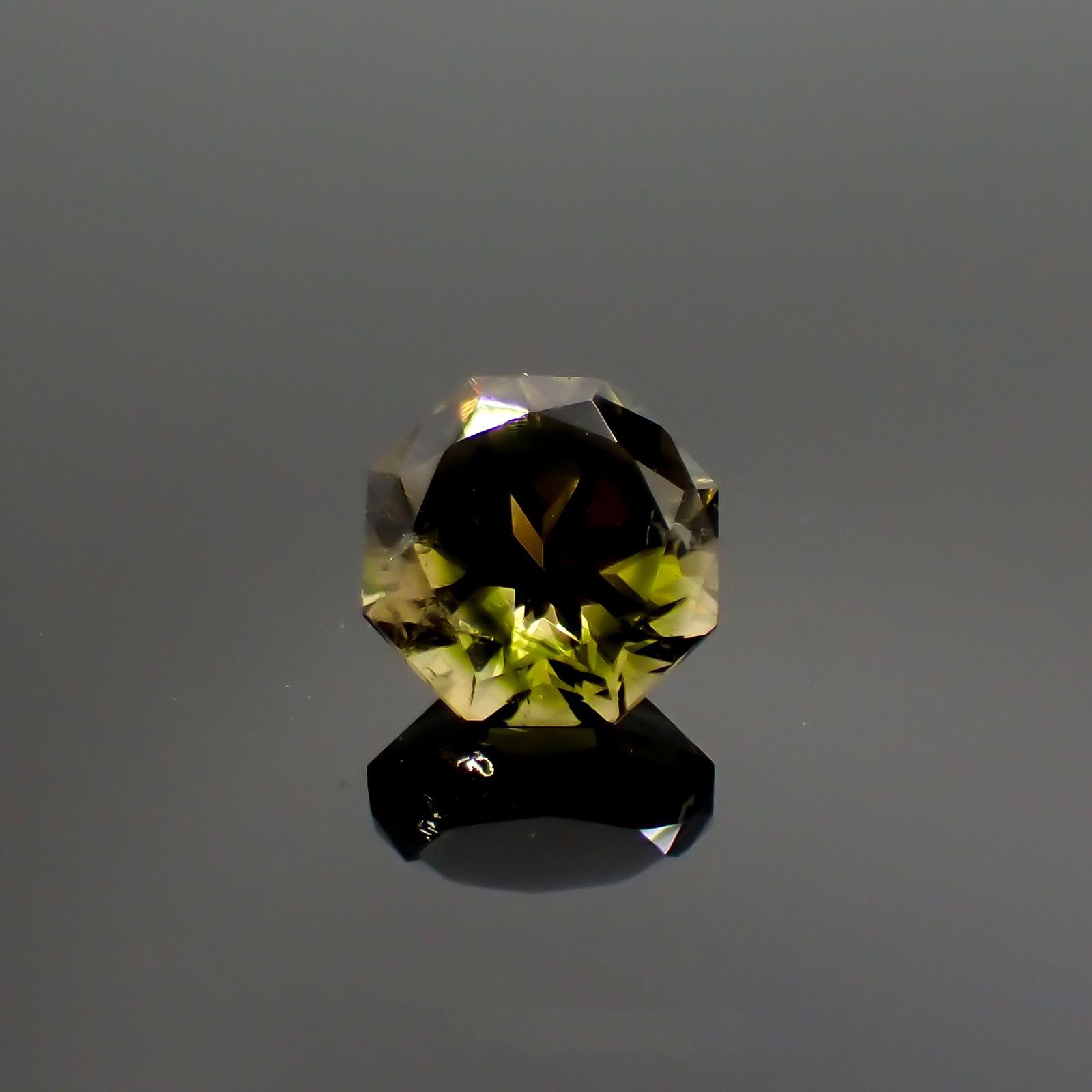 ◇オクタゴンカット◇ブラウントルマリン SA(宝石名トルマリン)ブラジル/アフリカ産 1.112ct ソ付(彩珠)[231124218]6.1x6.1mm前後