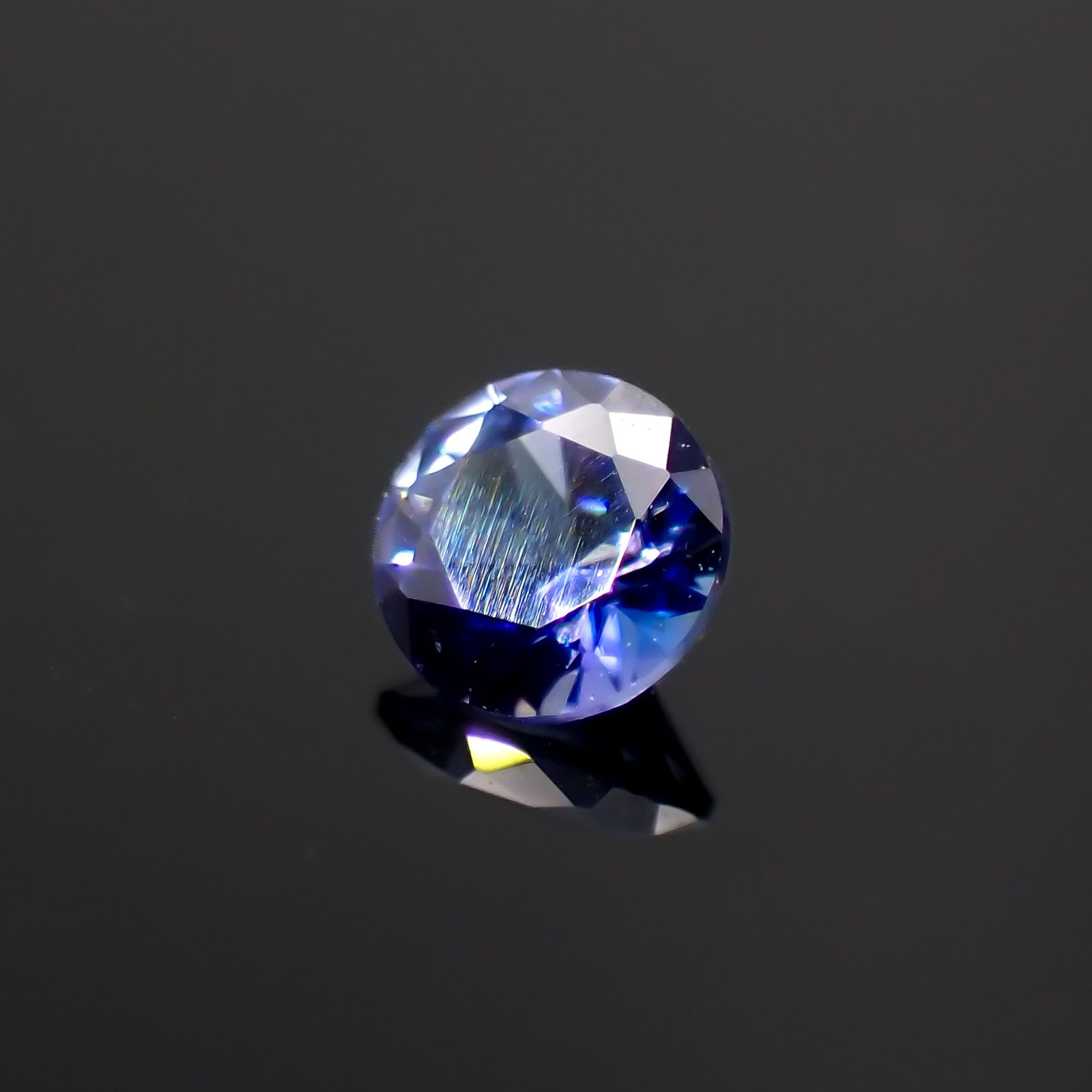 ベニトアイト アメリカ・カリフォルニア州産 0.087ct[230823216]2.7x2.7mm前後