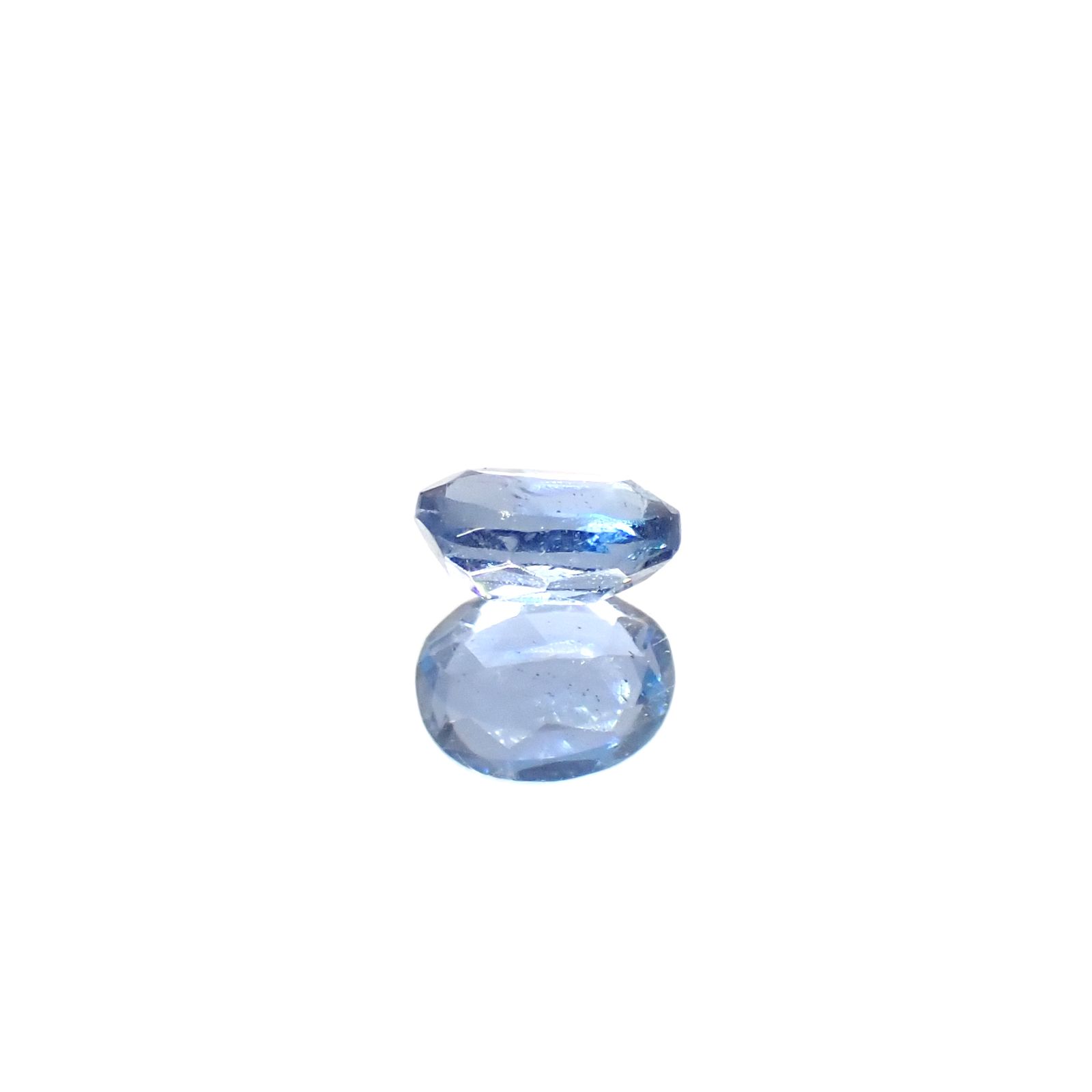 タトゥーアクアマリン ブラジル・ミナスジェライス州タトゥー鉱山産 0.19ct[240427176]4.1x3.3mm前後