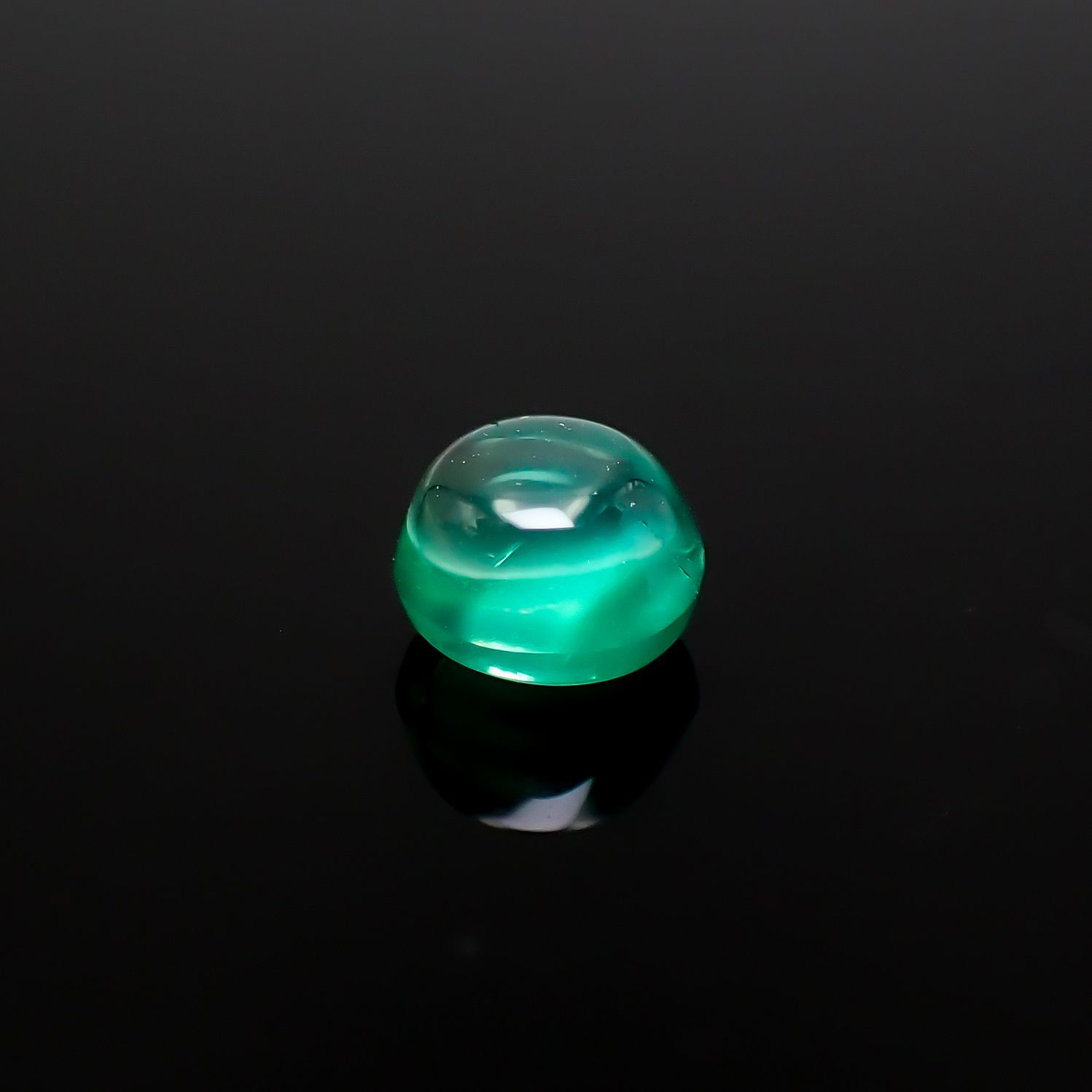 エメラルドキャッツアイ コロンビア産 0.55ct [241229548]4.8x4.5mm前後