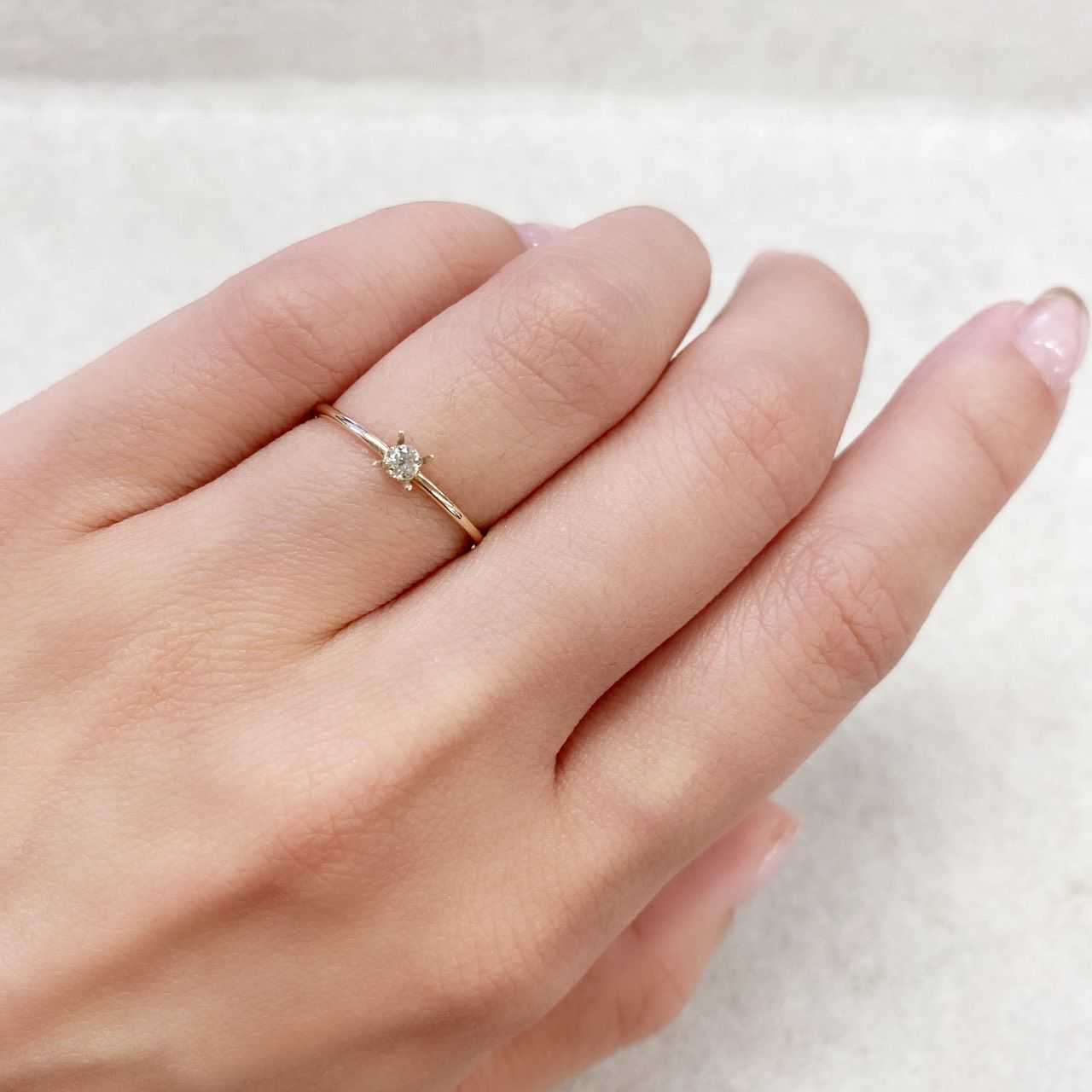 リューコガーネット(宝石名ホワイト グロッシュラー・ガーネット) ビルマ産 0.14ct 識別済[210711546]2.9×2.9mm前後