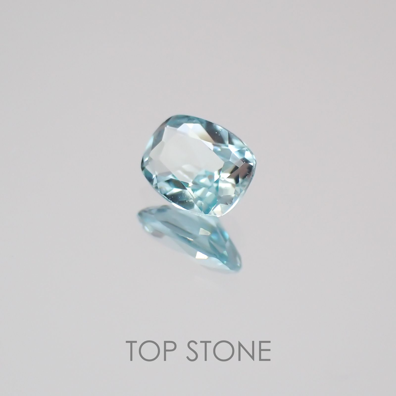 グランディディエライト マダガスカル産 ルース 0.17ct[21069852]4.1×3.1mm前後