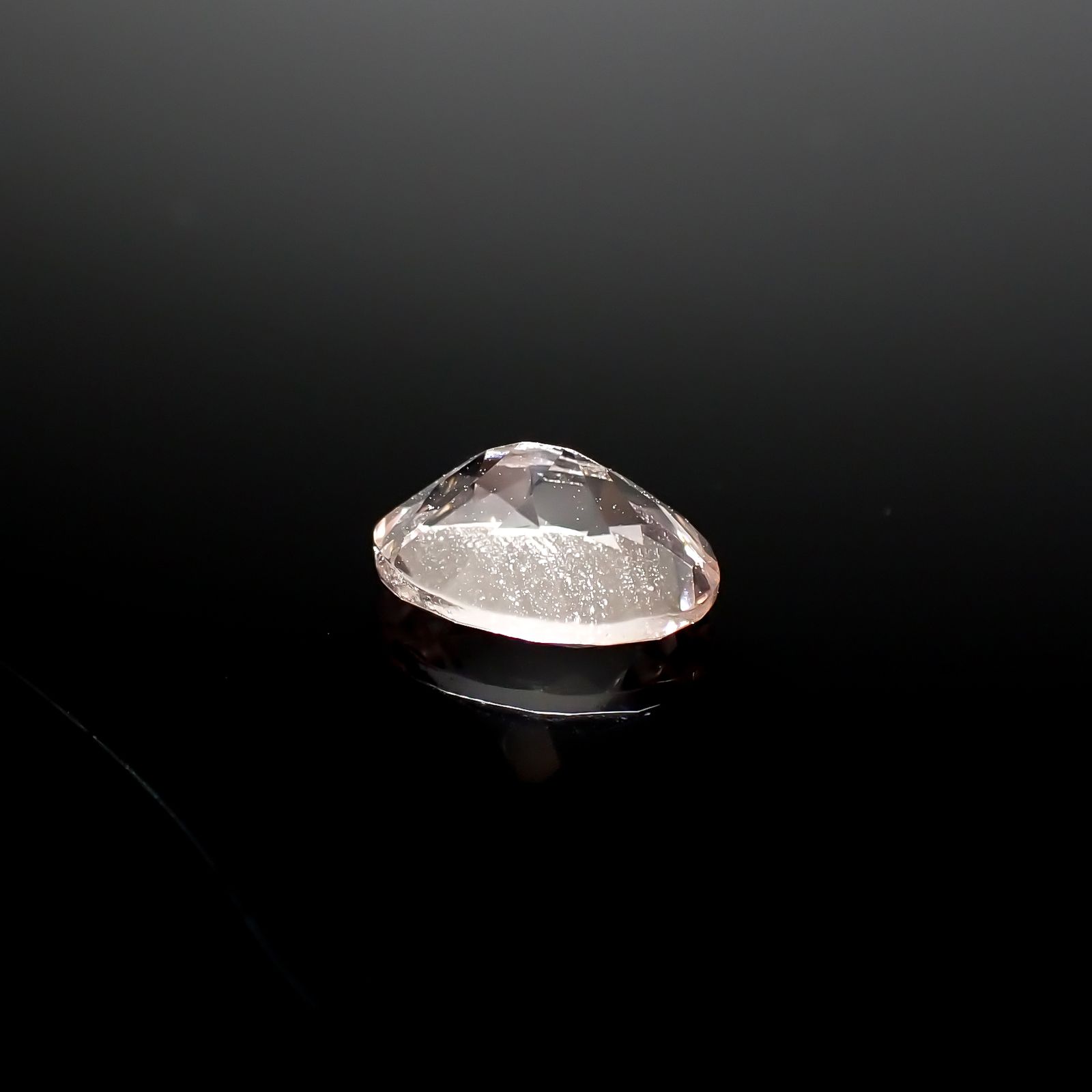 モルガナイト モザンビーク/ブラジル産 0.74ct[240326783]7.1x5.2mm前後