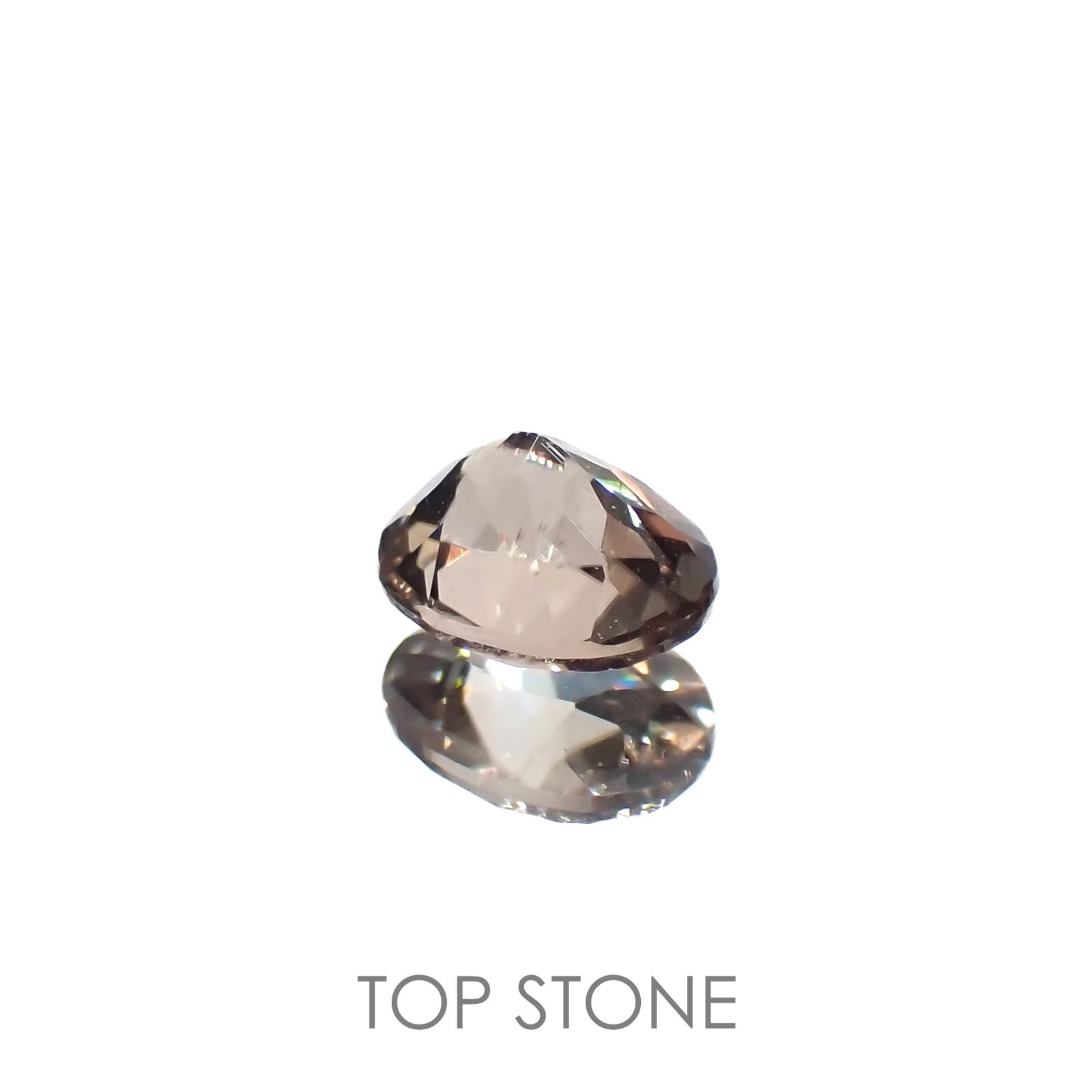 カラーシフト ダイアスポア(宝石名ダイアスポア)トルコ産 0.68ct 識別済[220616683]5.9x4.7mm前後