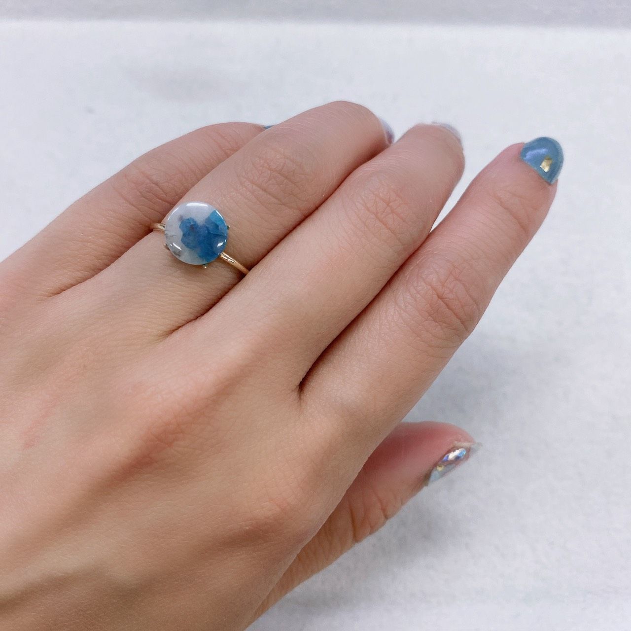 パライバトルマリンインクォーツ ブラジル産 ルース 1.85ct[210812957]8.6×8.6mm前後
