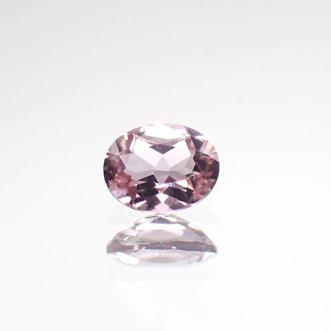 ピンクダイアスポア(宝石名ダイアスポア) アフガニスタン産 0.38ct 識別済[210812434]5.2×4mm前後