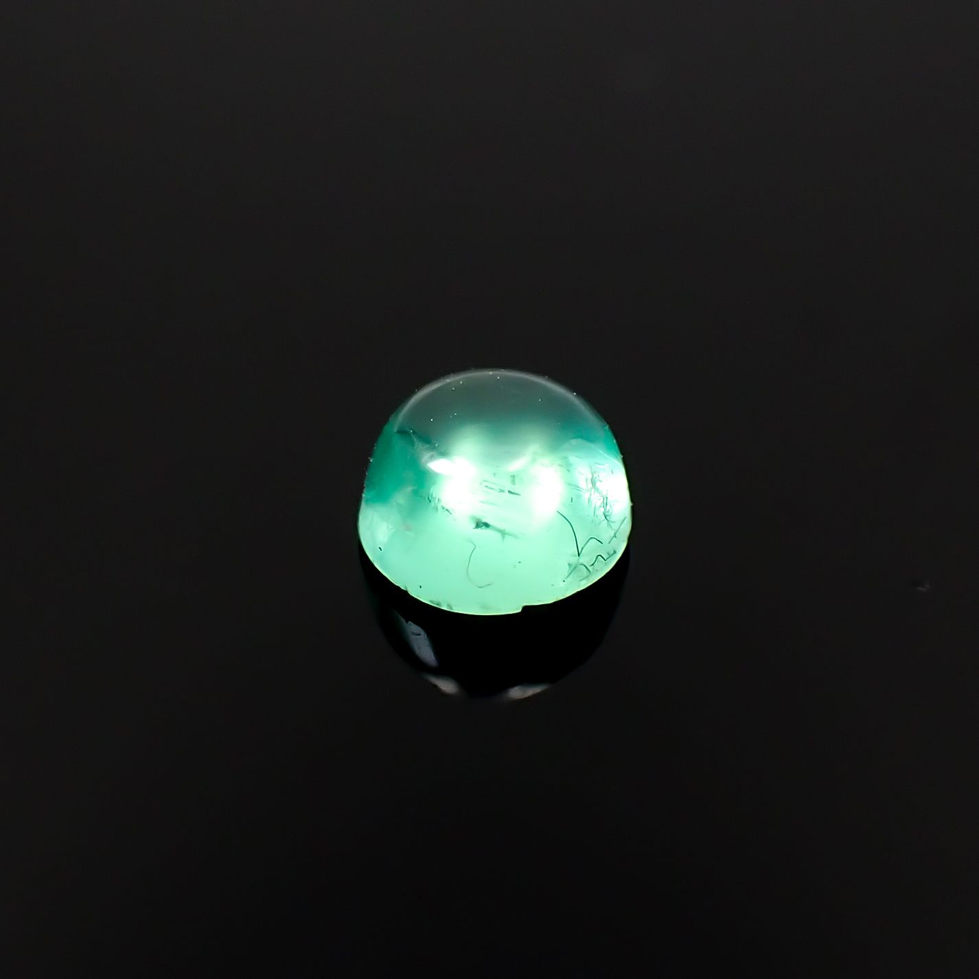 エメラルドキャッツアイ コロンビア産 0.23ct [241229555]3.6x3.5mm前後