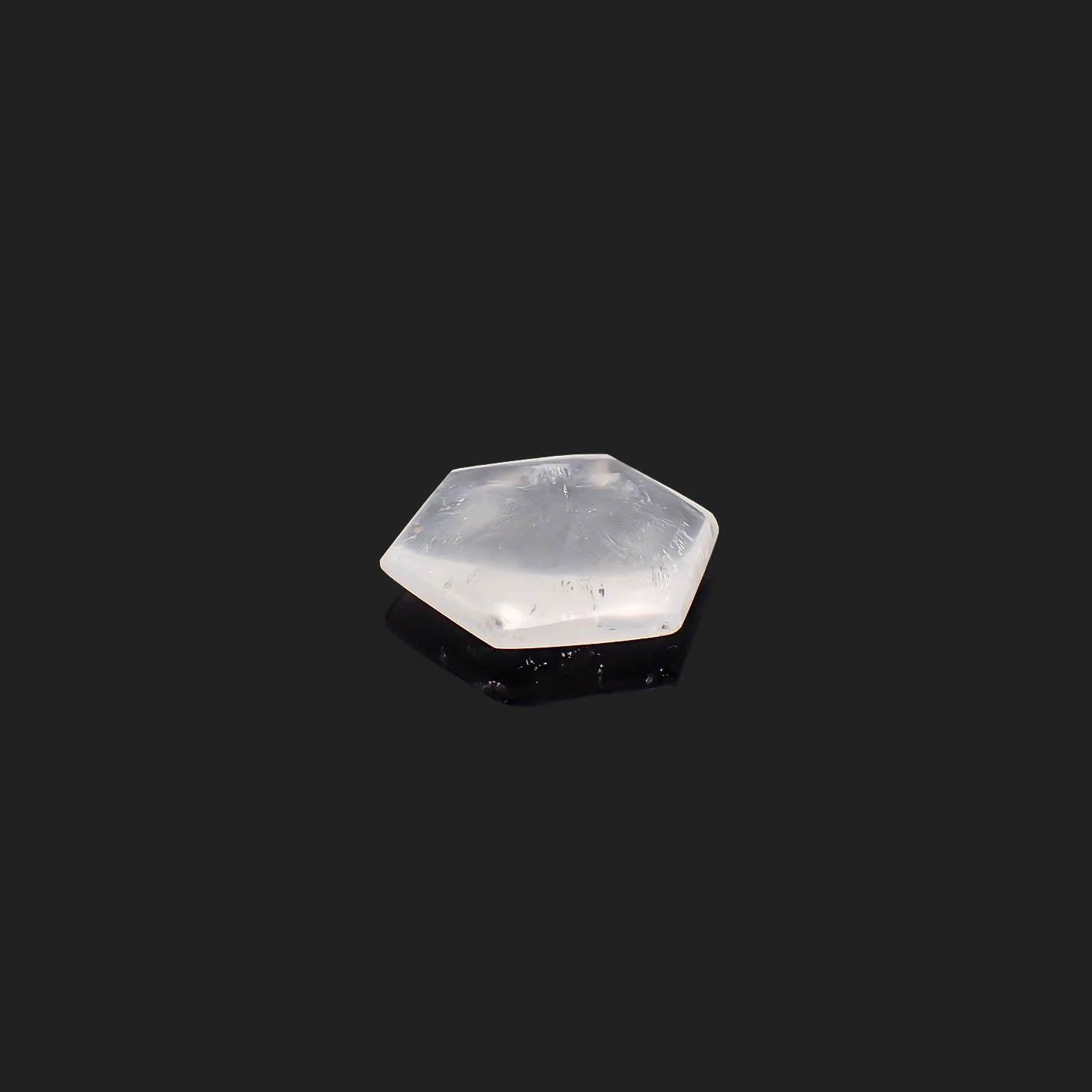 トラピッチェクォーツ 偏光板2枚付き コロンビア・ボヤカ産 25.90ct[230521962]24.4x24.1mm前後