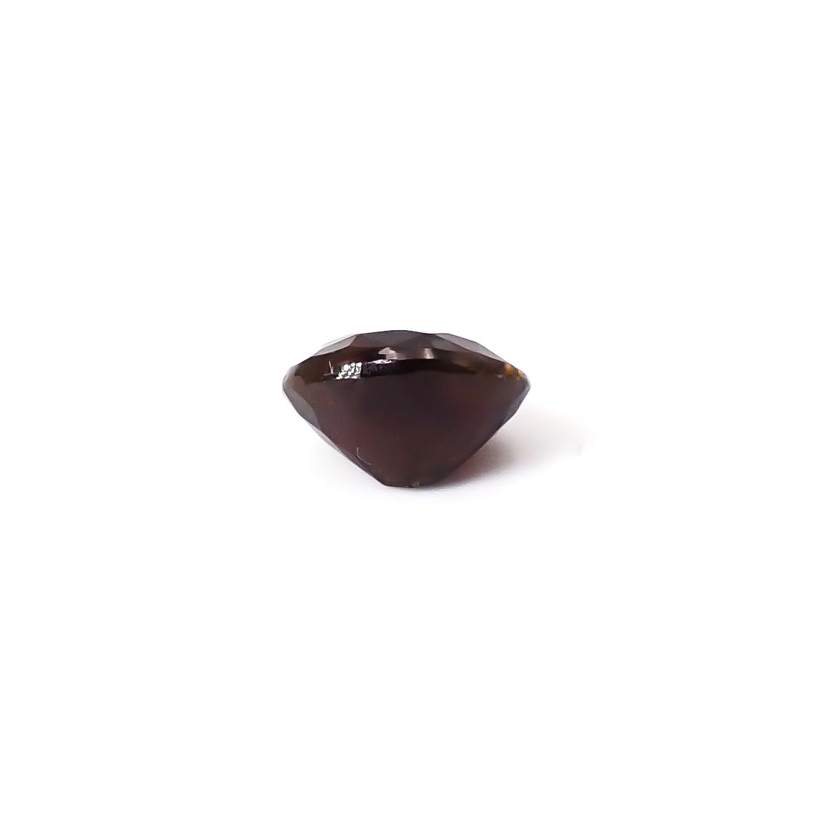 レインボーガーネット 日本・奈良県産 2.05ct / 8x6.6mm前後 [260432087]