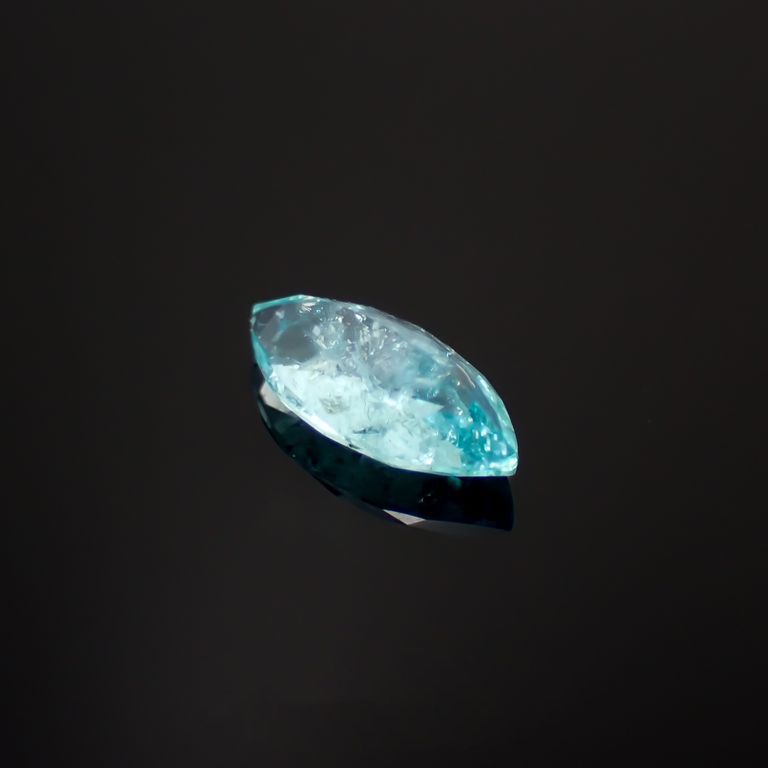 パライバトルマリン(宝石名トルマリン/別名パライバ・トルマリン)ブラジル・キントス鉱山産 0.459ct ソ付(宝貴協)[221018839]7.6x3.7mm前後