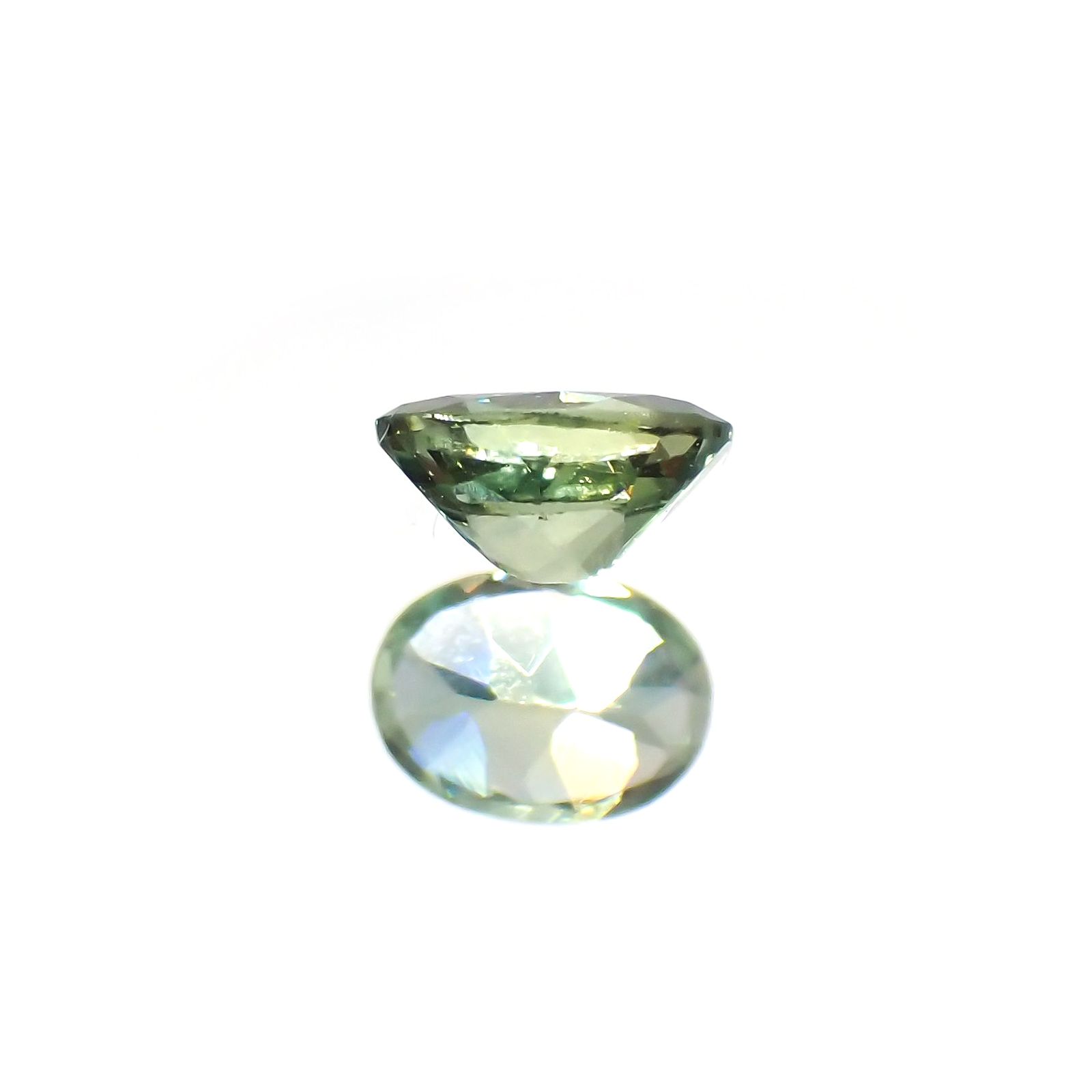 モンタナサファイア(宝石名サファイア)アメリカ・モンタナ州産 0.19ct 識別済[220114640]3.9x2.8mm前後