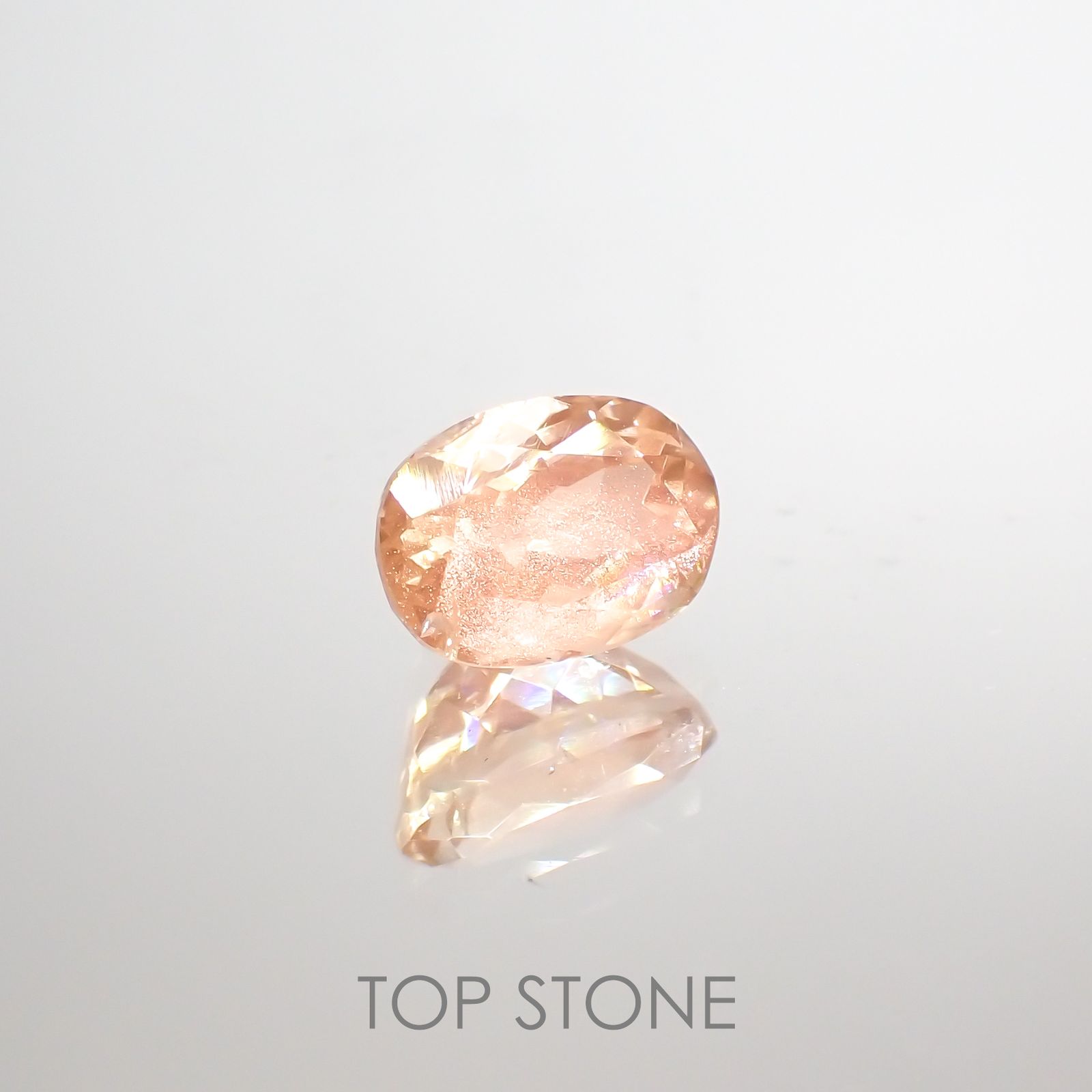 オレゴンサンストーン(宝石名ラブラドライト)アメリカ・オレゴン州産 1.54ct 識別済[220114657]8.3x5.9mm前後