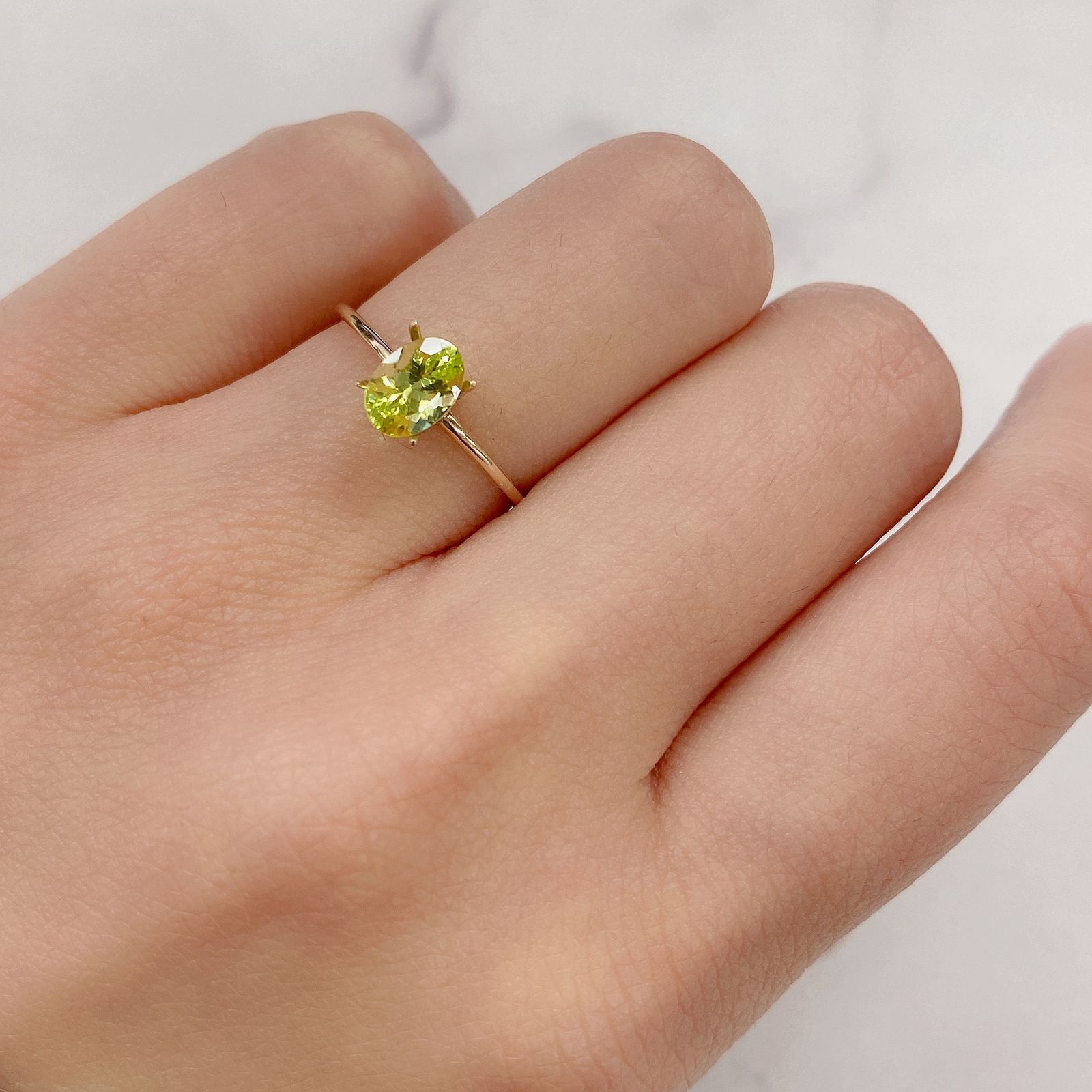 パロットクリソベリル(宝石名クリソベリル) インド産 0.77ct 識別済[210711516]6.8×4.7mm前後