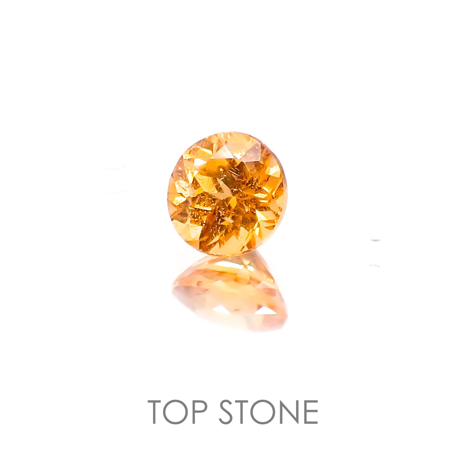 マンダリンガーネット ケニア産 ルース 0.35ct[20128103]4×4mm前後