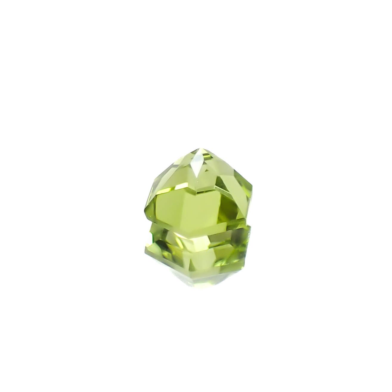 ◇ヘキサゴンカット◇ペリドット(宝石名ペリドット)アメリカ産 0.65ct 識別済[250330109]5x5mm前後