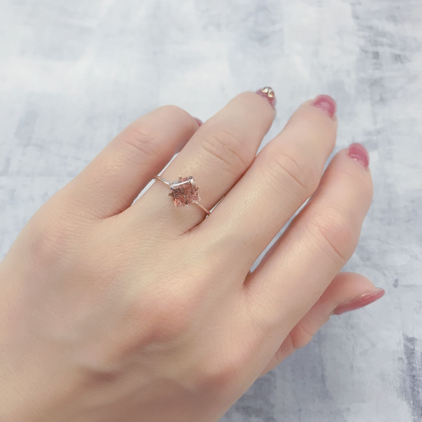 ファイヤークォーツ ナイジェリア産 1.18ct[220114765]6.3x6.2mm前後
