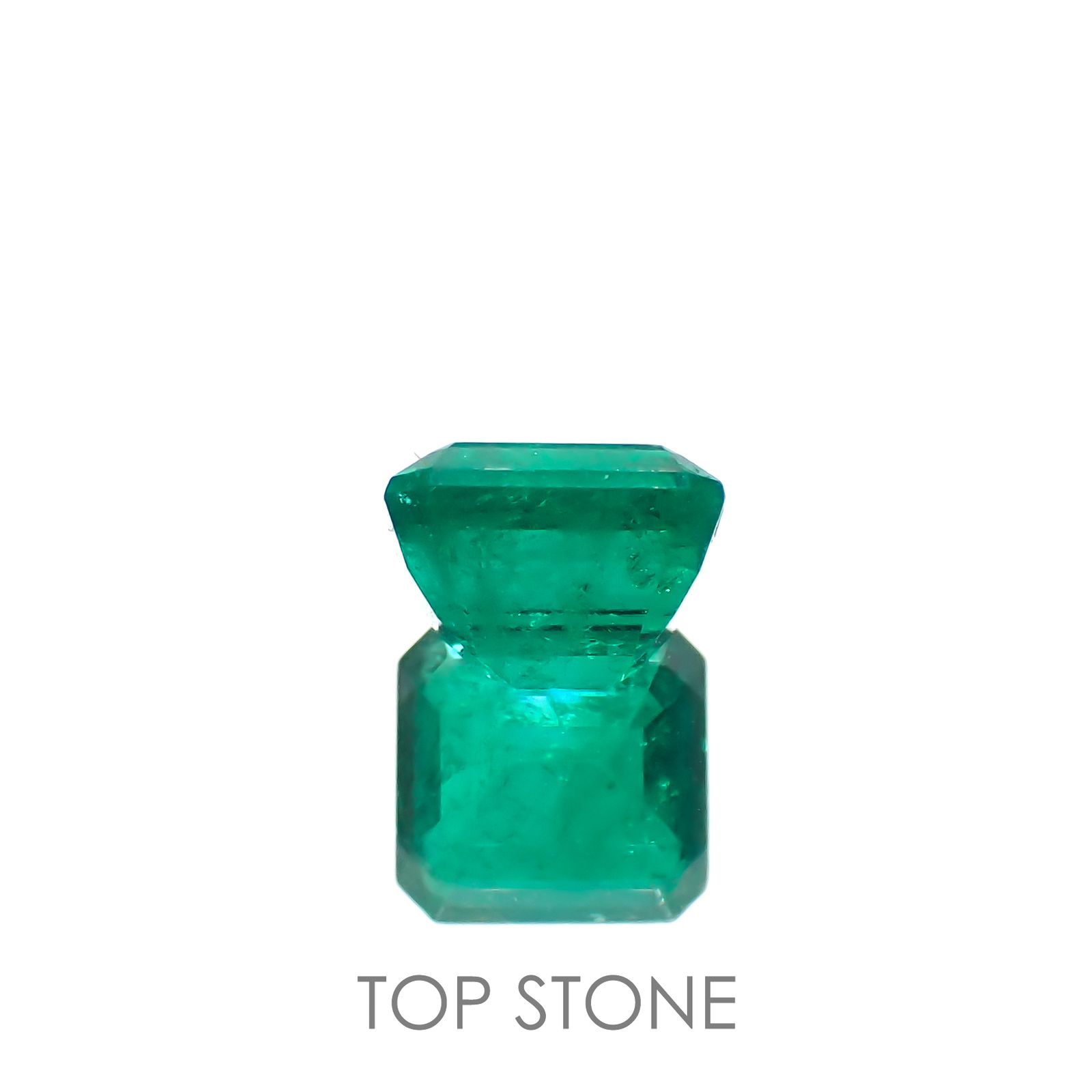 エメラルド(宝石名エメラルド)コロンビア産 0.98ct 識別済[221018883]5.9x5.7mm前後