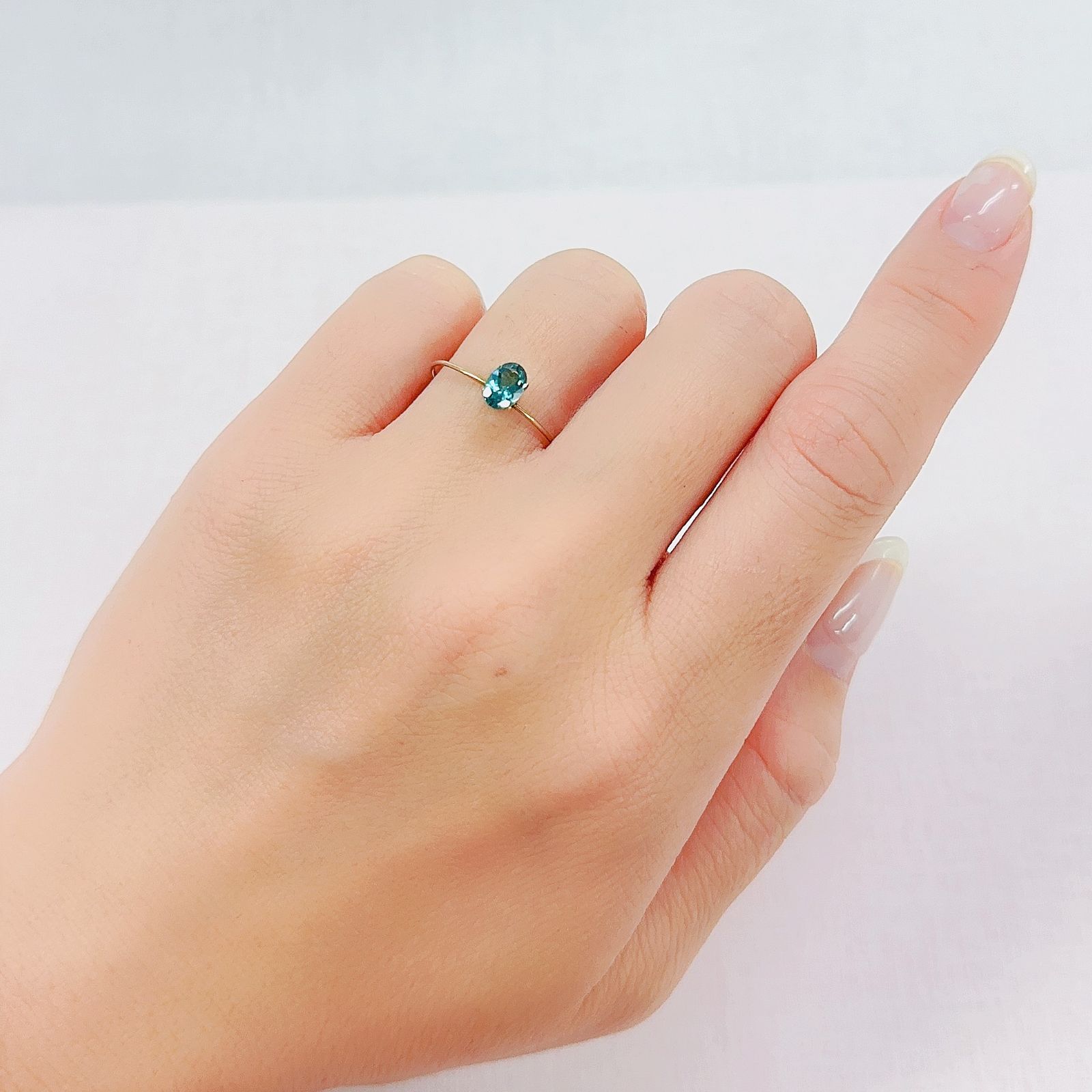 ノーブルモロキサイト マダガスカル産 0.48ct[230522126]6.1x4.1mm前後