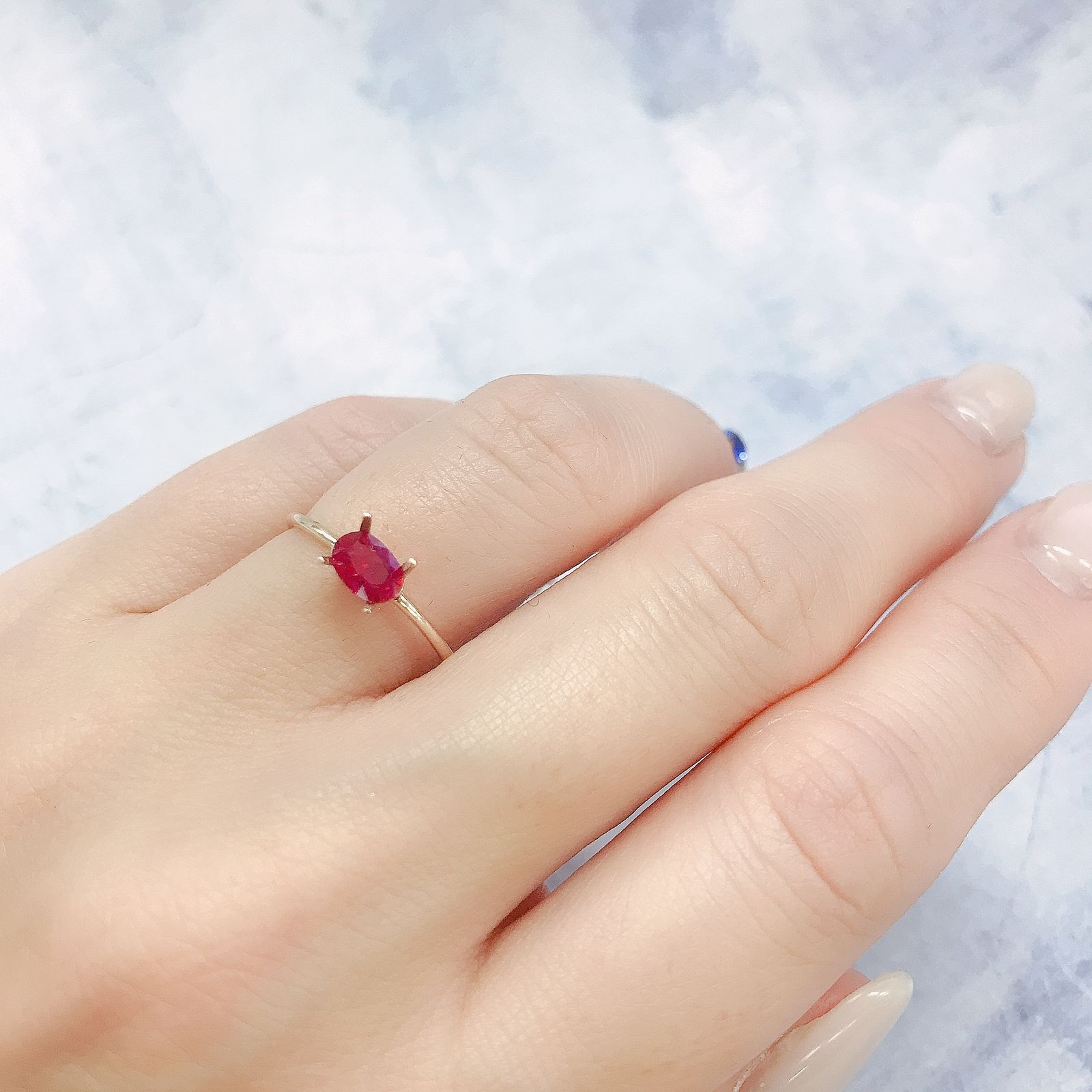 ルビー(宝石名ルビー)モザンビーク産 0.42ct 識別済[220616089]5.6x3.8mm前後