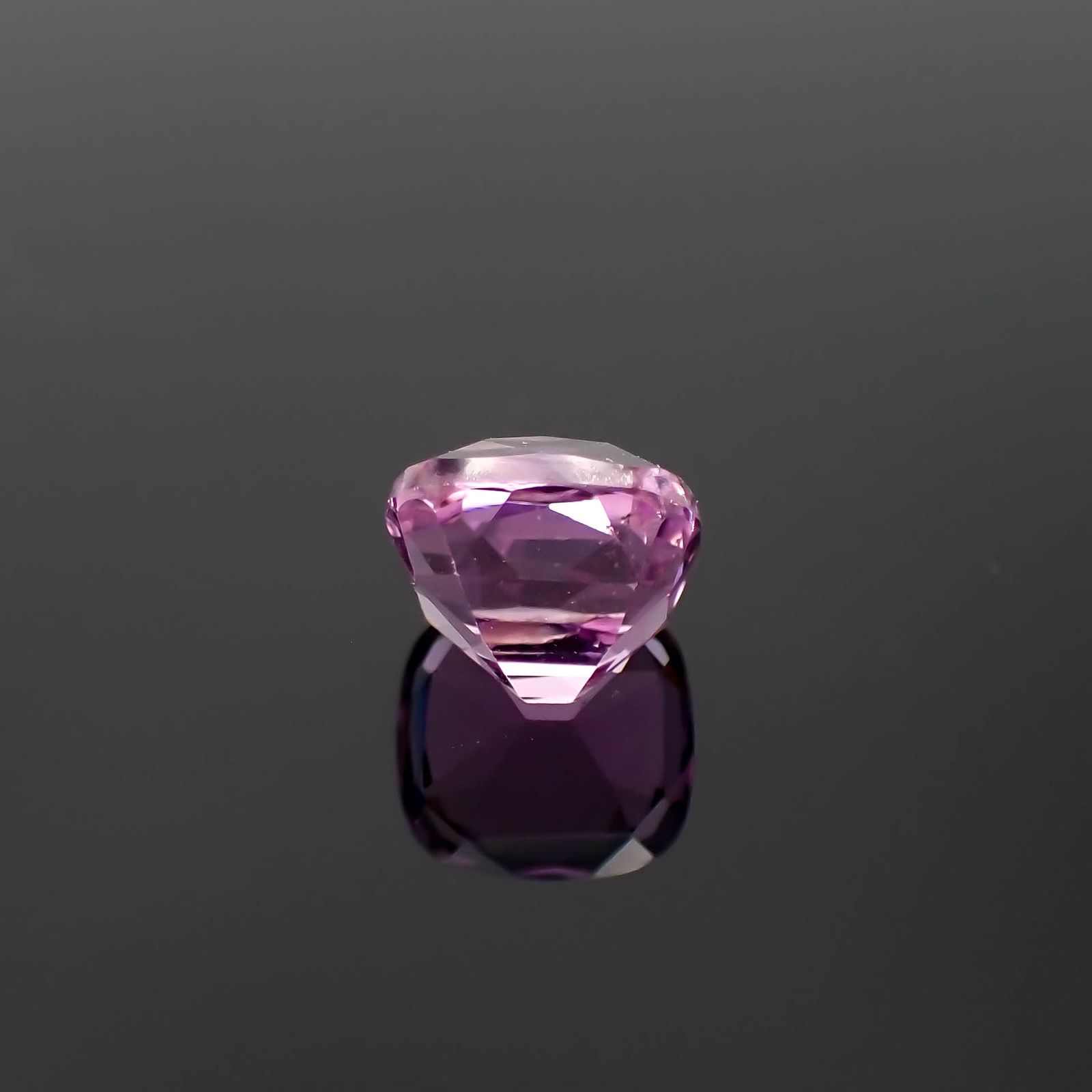 クンツァイト アフガニスタン産 3.64ct[230722930]8.5x8mm前後