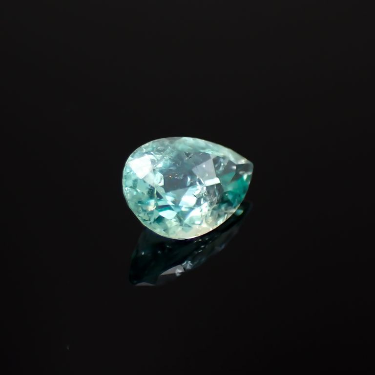 パライバトルマリン(宝石名トルマリン/別名パライバ・トルマリン)ブラジル・キントス鉱山産 0.353ct ソ付(宝貴協)[221018833]6x4mm前後