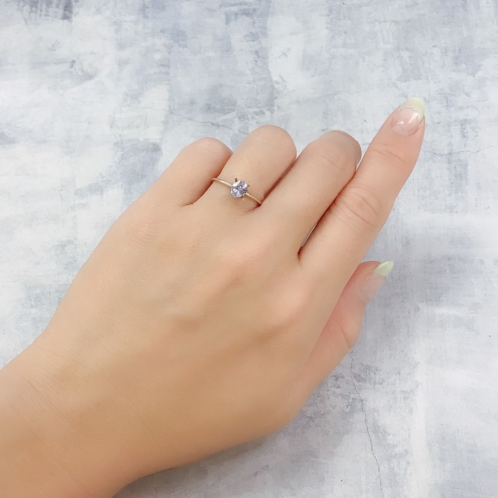 ラベンダーサファイア(宝石名サファイア)スリランカ/マダガスカル産 0.58ct 識別済[250817483]5.5x4.7mm前後